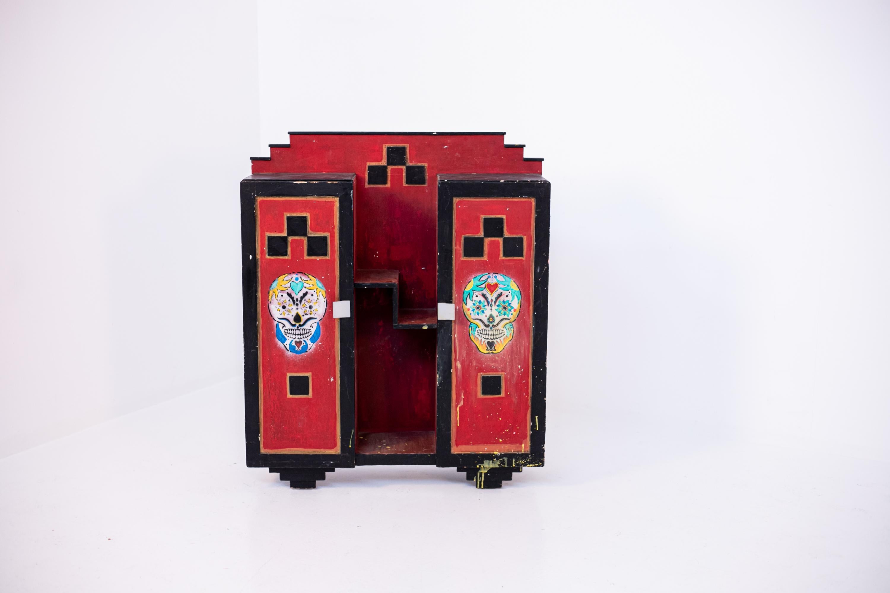 Painted Italian Futurist Cabitet in Red Wood and Applications For Sale