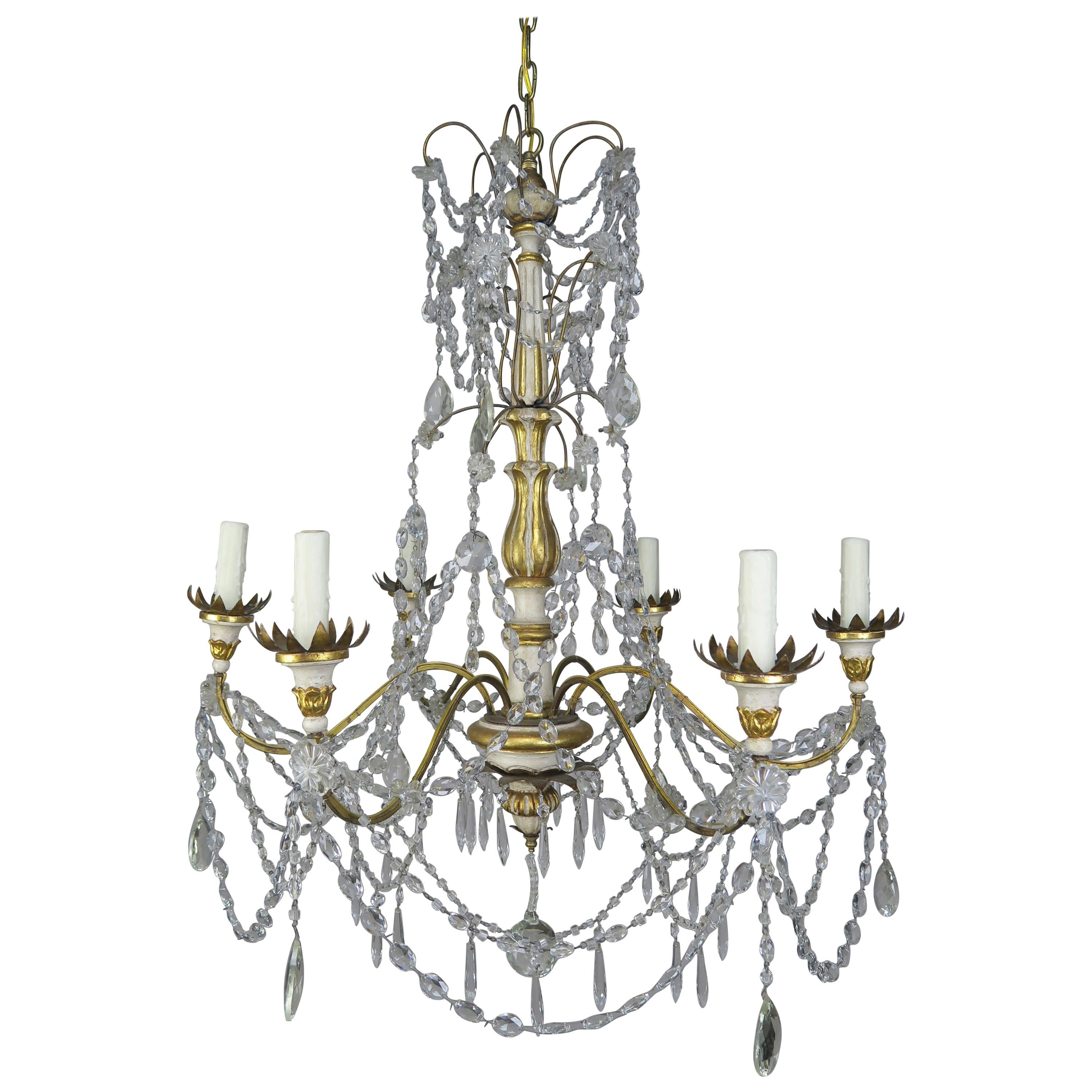 Italian Geneviere Style Giltwood and Crystal Chandelier, circa 1900s