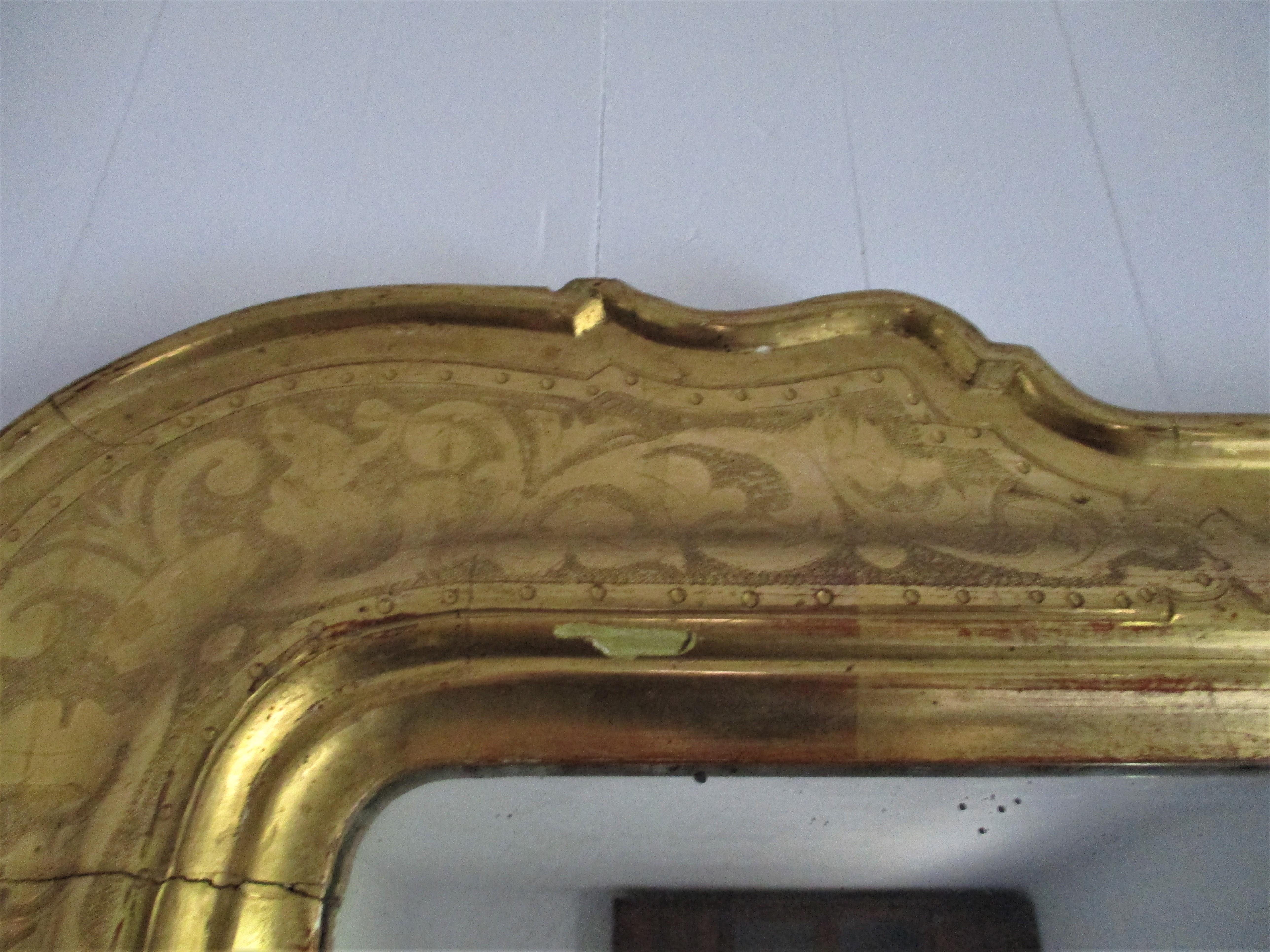 Italian, Genovese Etched Gold Leaf Mirror with Original Mercury Glass In Fair Condition For Sale In Oregon, OR