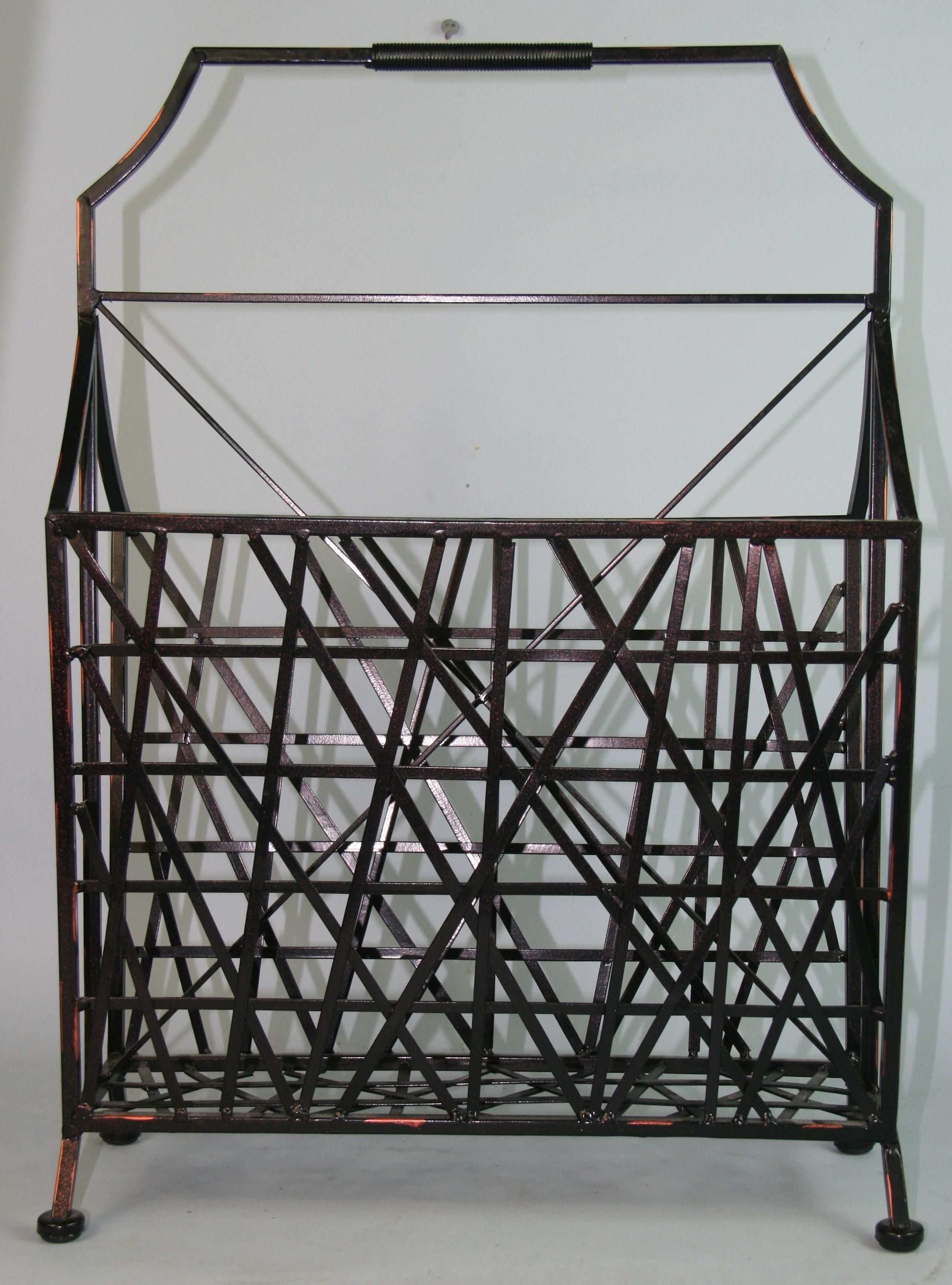 Fine XX secolo Portariviste italiano geometrico in metallo MCM in vendita