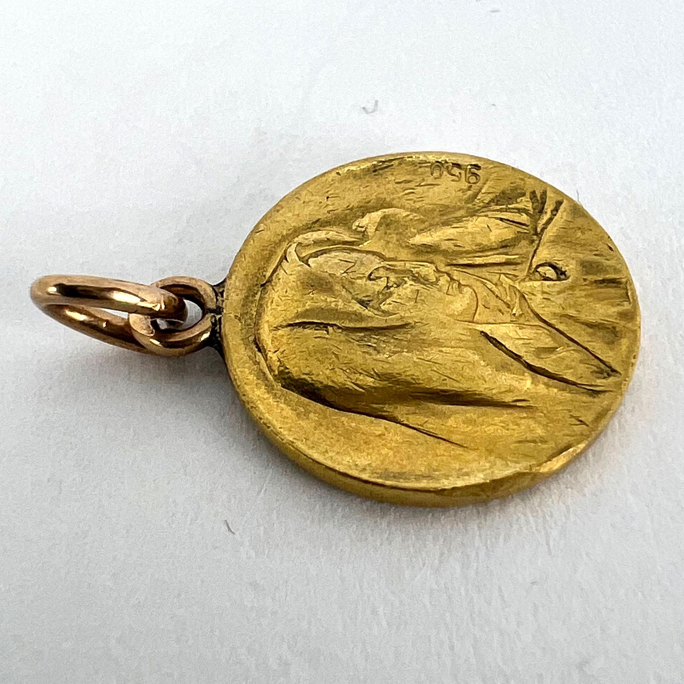 Italian Giacomini Virgin Mary Pope Pius X 23K Yellow Gold Medal Charm Pendant For Sale 11