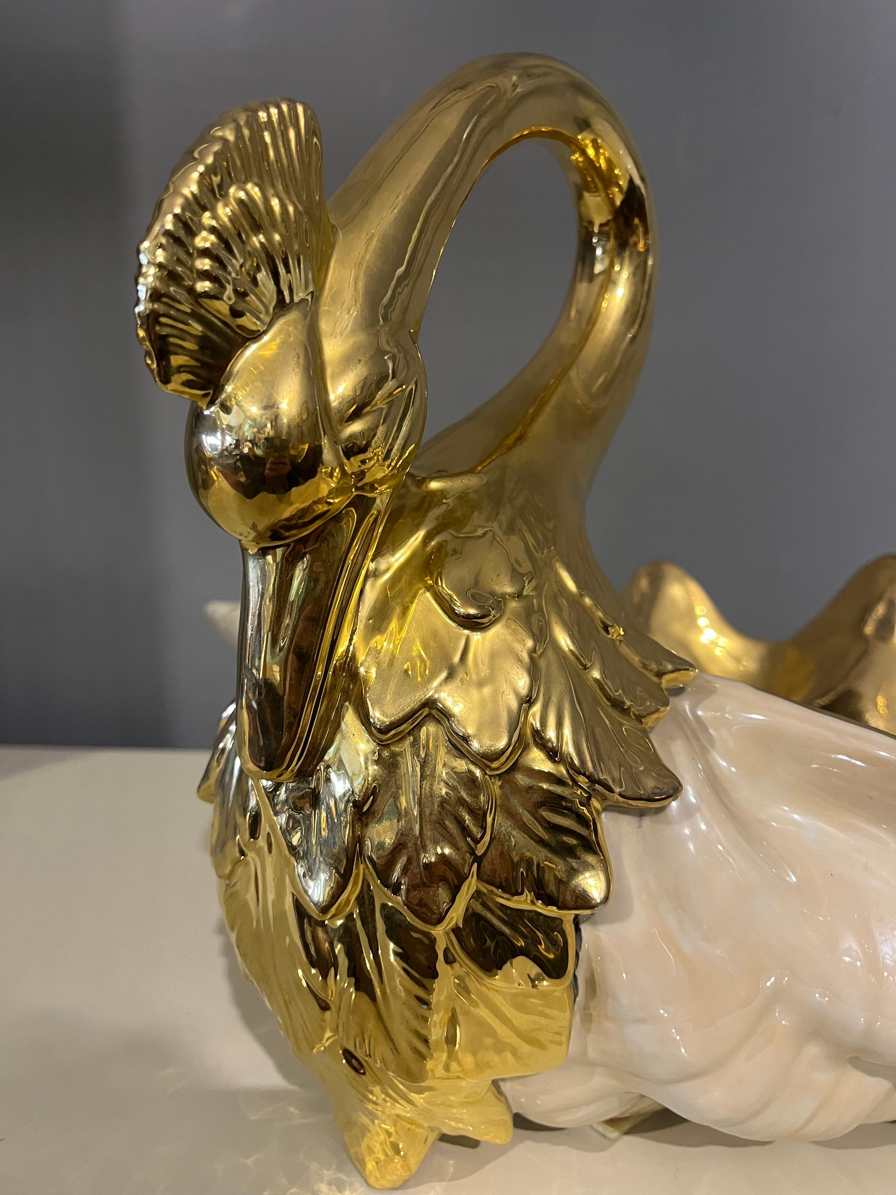 Italian Giant Swan Shell by Gabriella Binazzi in vendita 5
