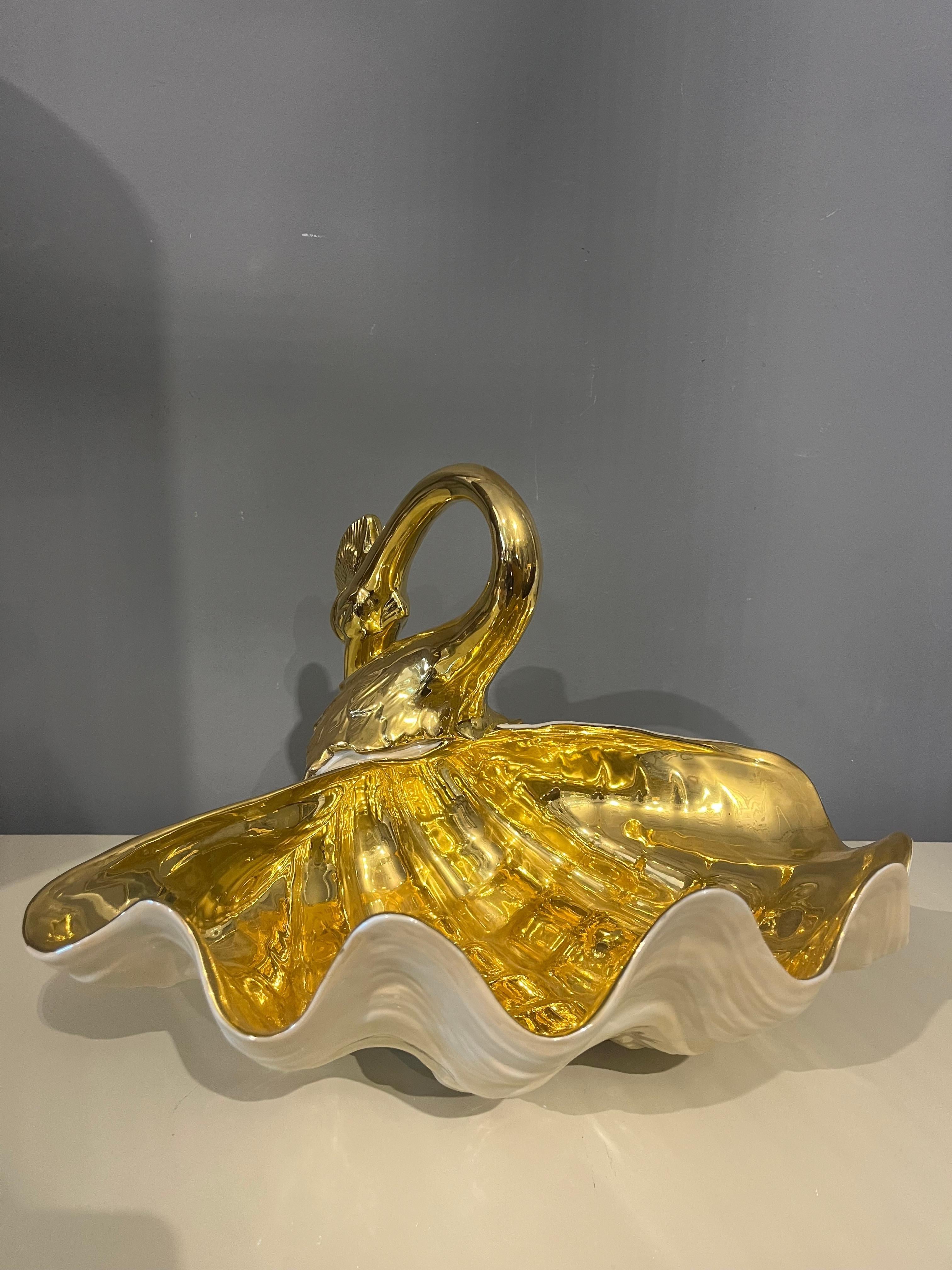 Italian Giant Swan Shell by Gabriella Binazzi in vendita 3