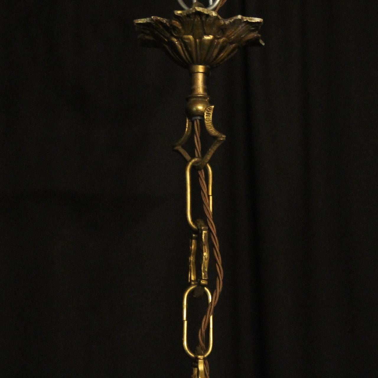 Italian Gilded and Crystal 16-Light Antique Chandelier 3