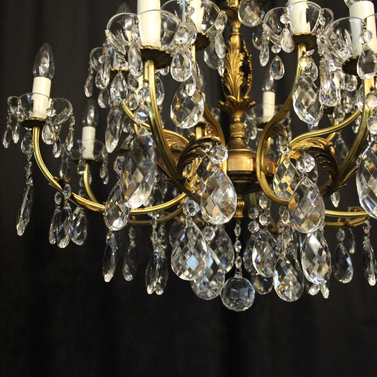 Italian Gilded and Crystal 16-Light Antique Chandelier 1