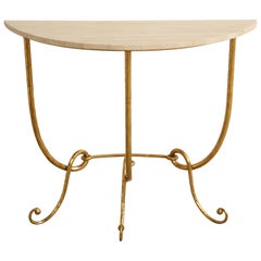 Table console demi-lune en fer doré avec plateau en travertin:: Italie