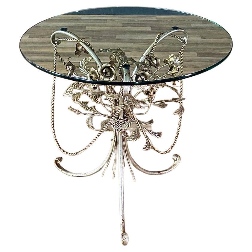 Table d'appoint italienne en tôle dorée avec rosace florale