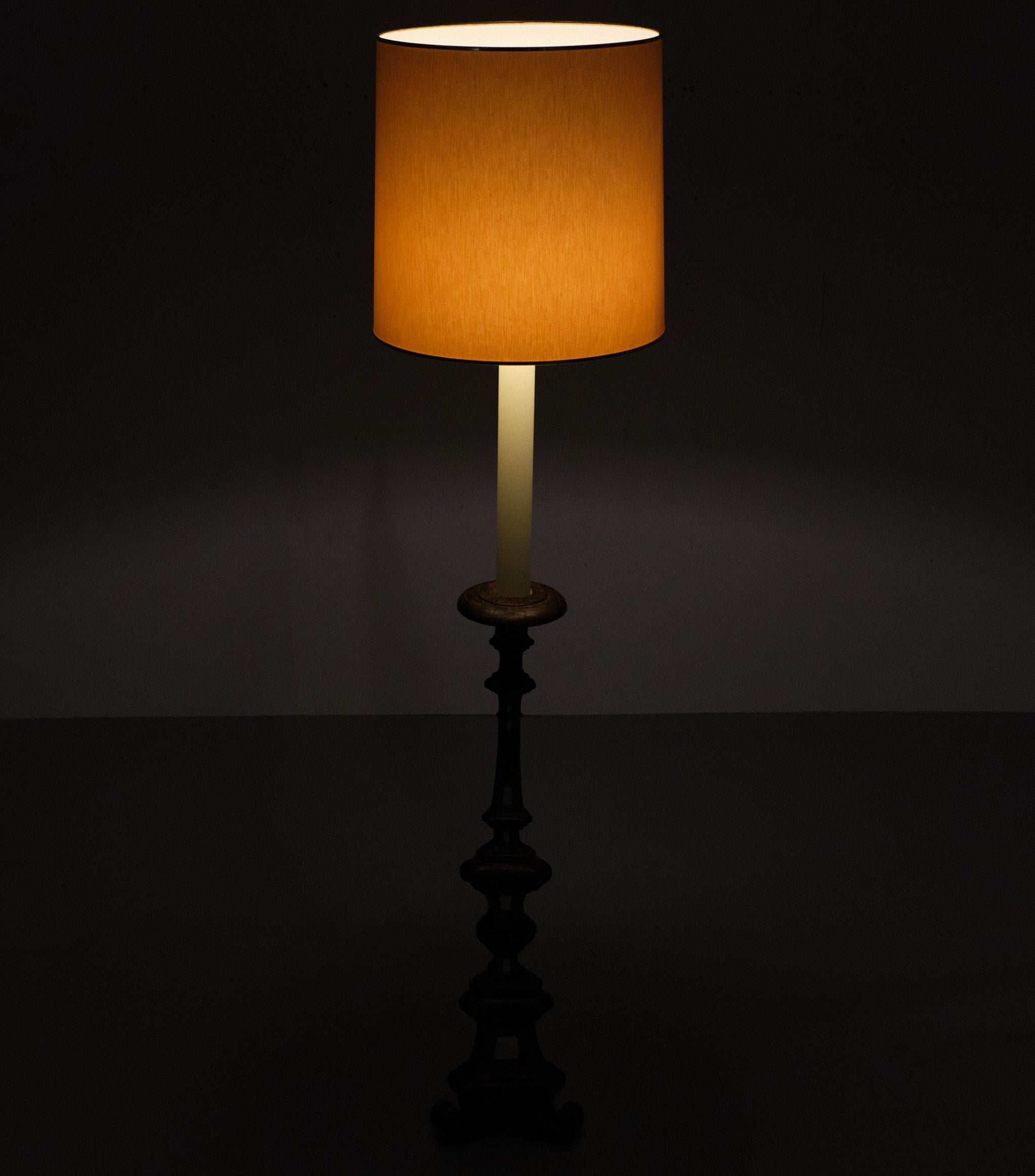 Italian Gilded Wooden Rococo Floor Lamp, 1950s For Sale 3