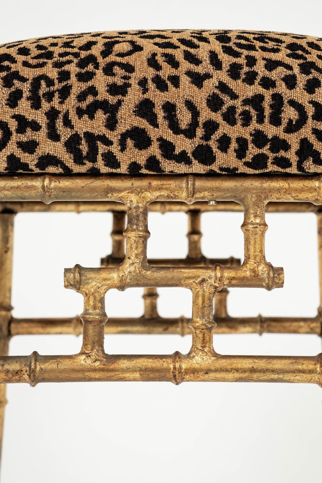 Italienischer vergoldeter Bambus Leopard Samt Hocker (20. Jahrhundert) im Angebot