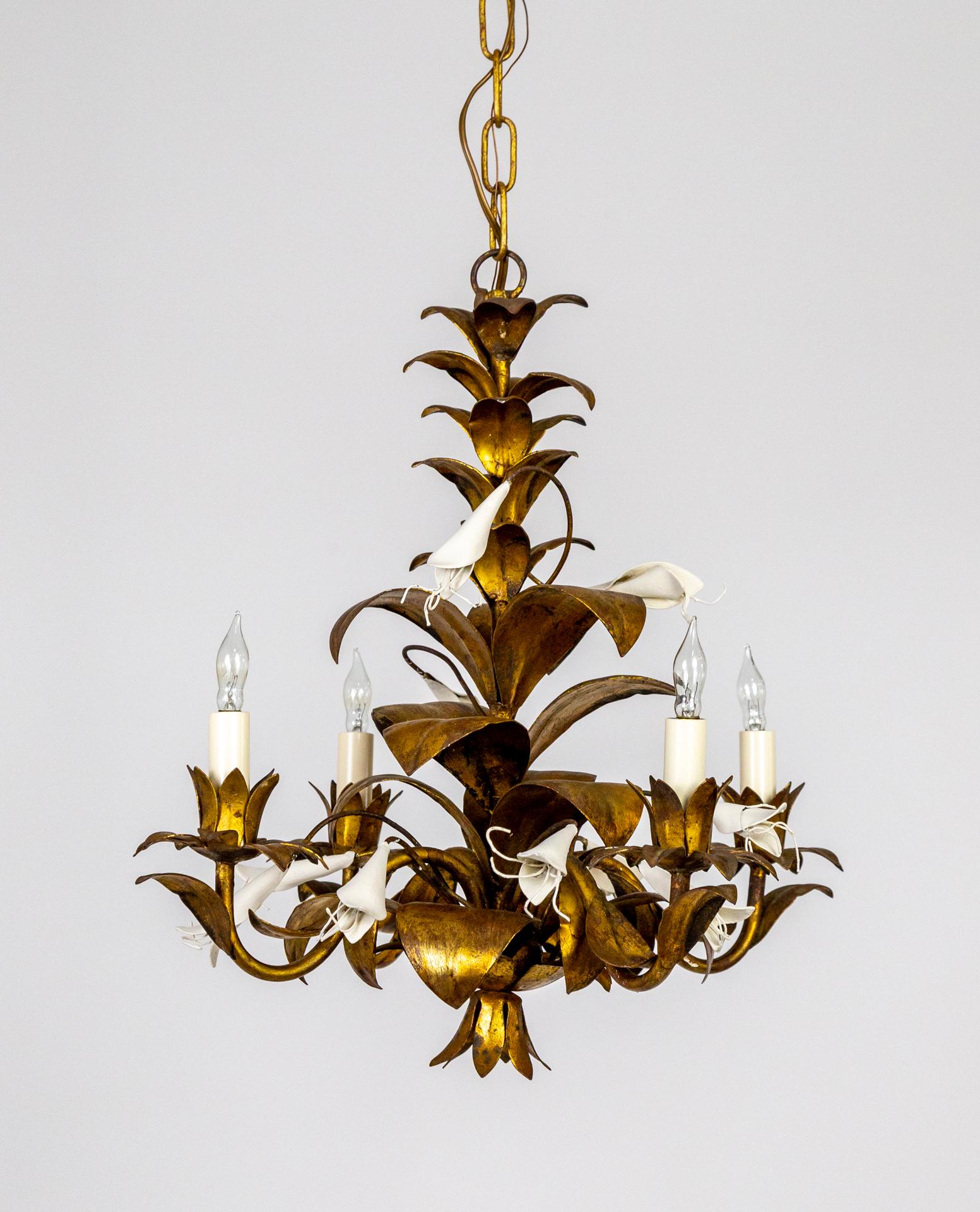 Mid-20th Century Italian Gilt Botanical 4-Light Chandelier For Sale