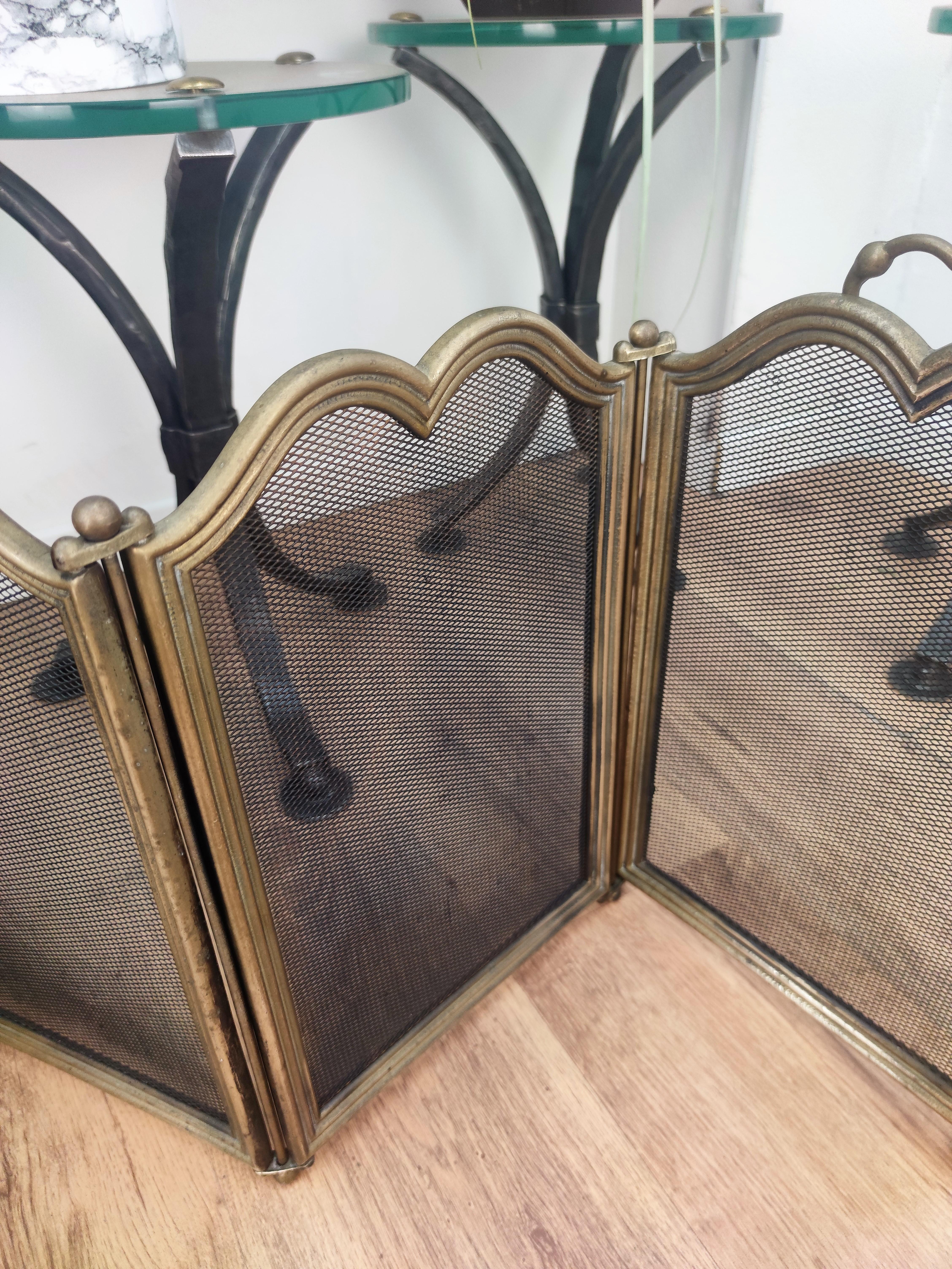 20th Century Italian Gilt Brass Fireplace Screen or Fire Screen For Sale