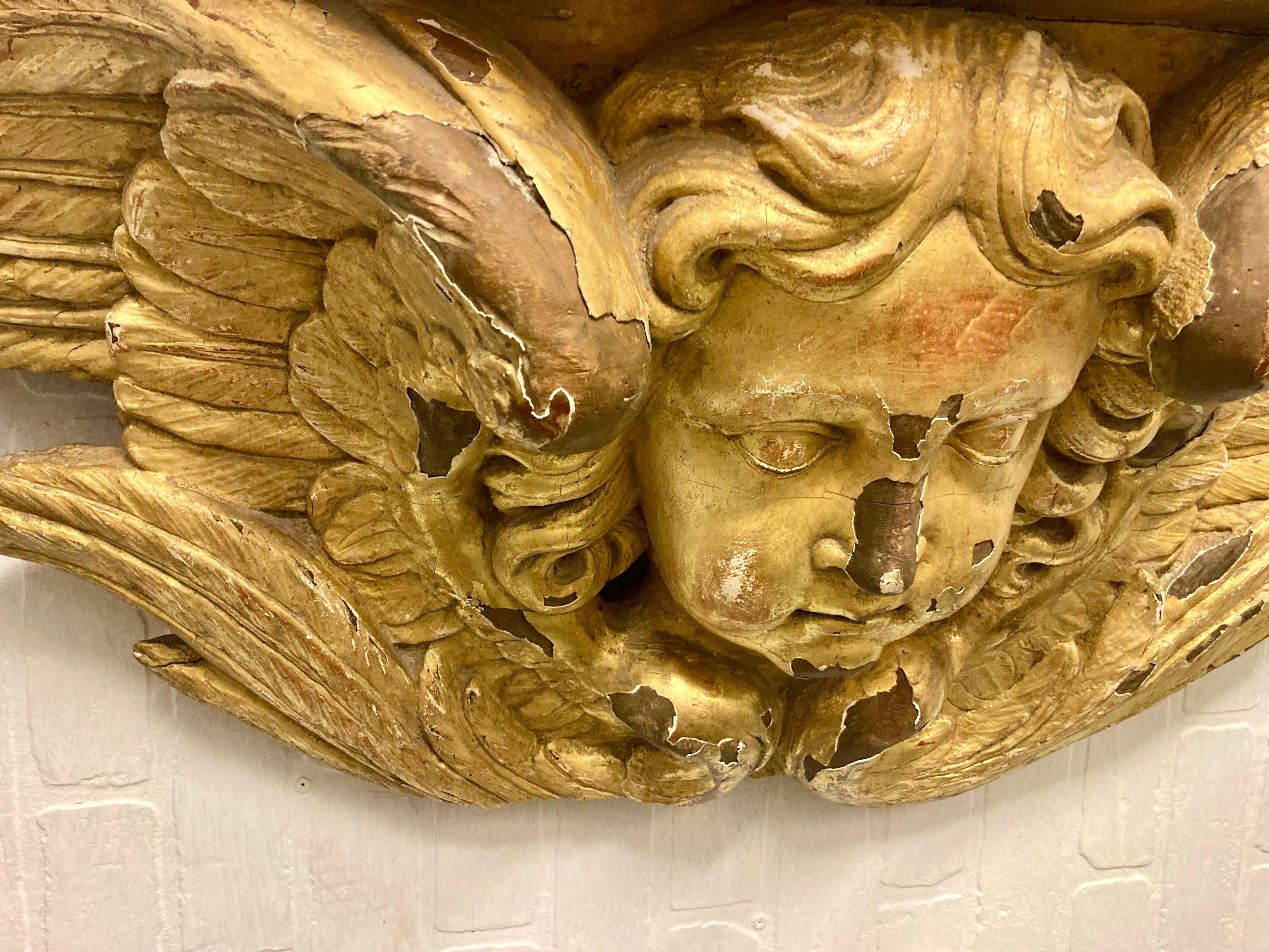 Italian Gilt Carved Wood Angel Wall Mounted Console For Sale 4