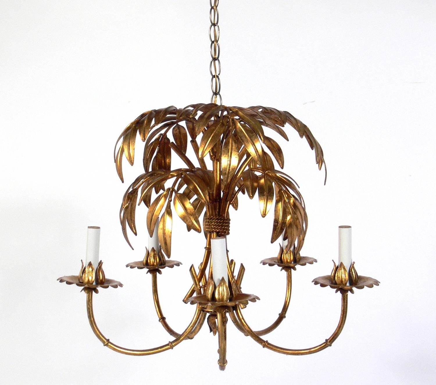 Italian gilt floral chandelier, Italy, circa 1950s. Would work well in a foyer, powder room, bedroom, or small dining room. Retains warm original patina. The actual body of the chandelier measures 16