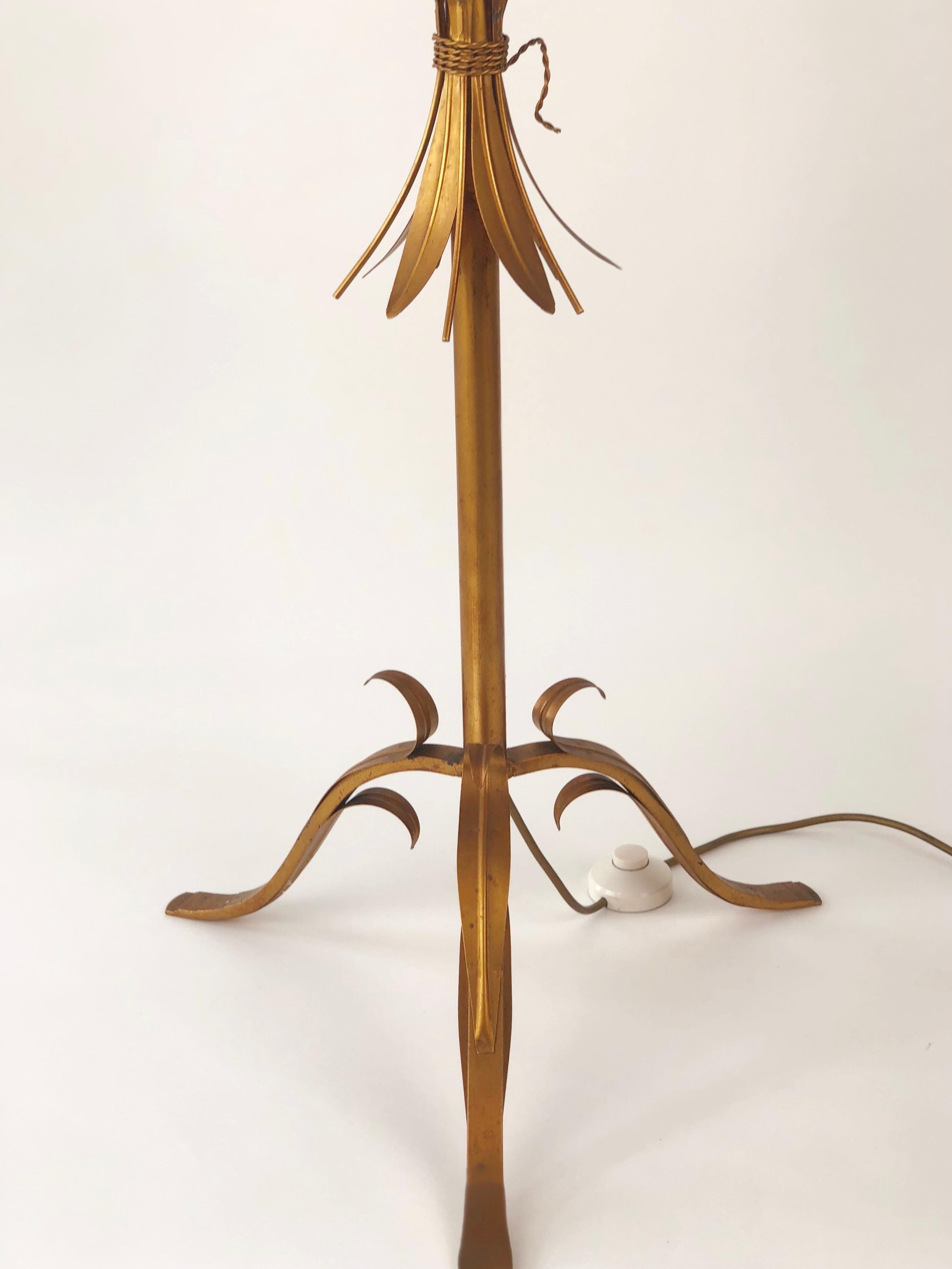 Italian, Gilt Metal,  Floor Lamp with Sheaf of Wheat Motive, 1960s, Candelabra For Sale 10