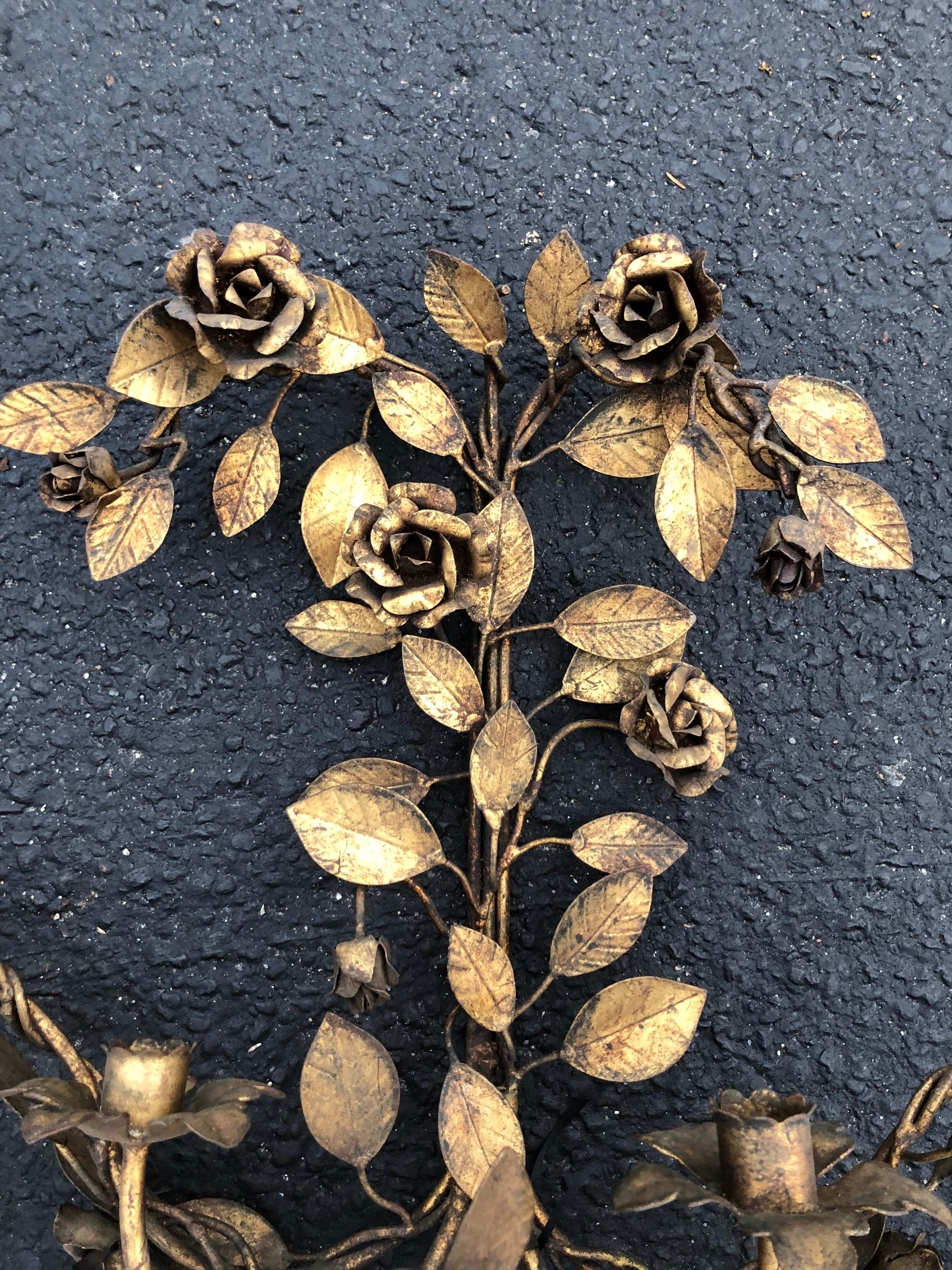 Applique murale italienne à fleurs en métal doré en vente 6