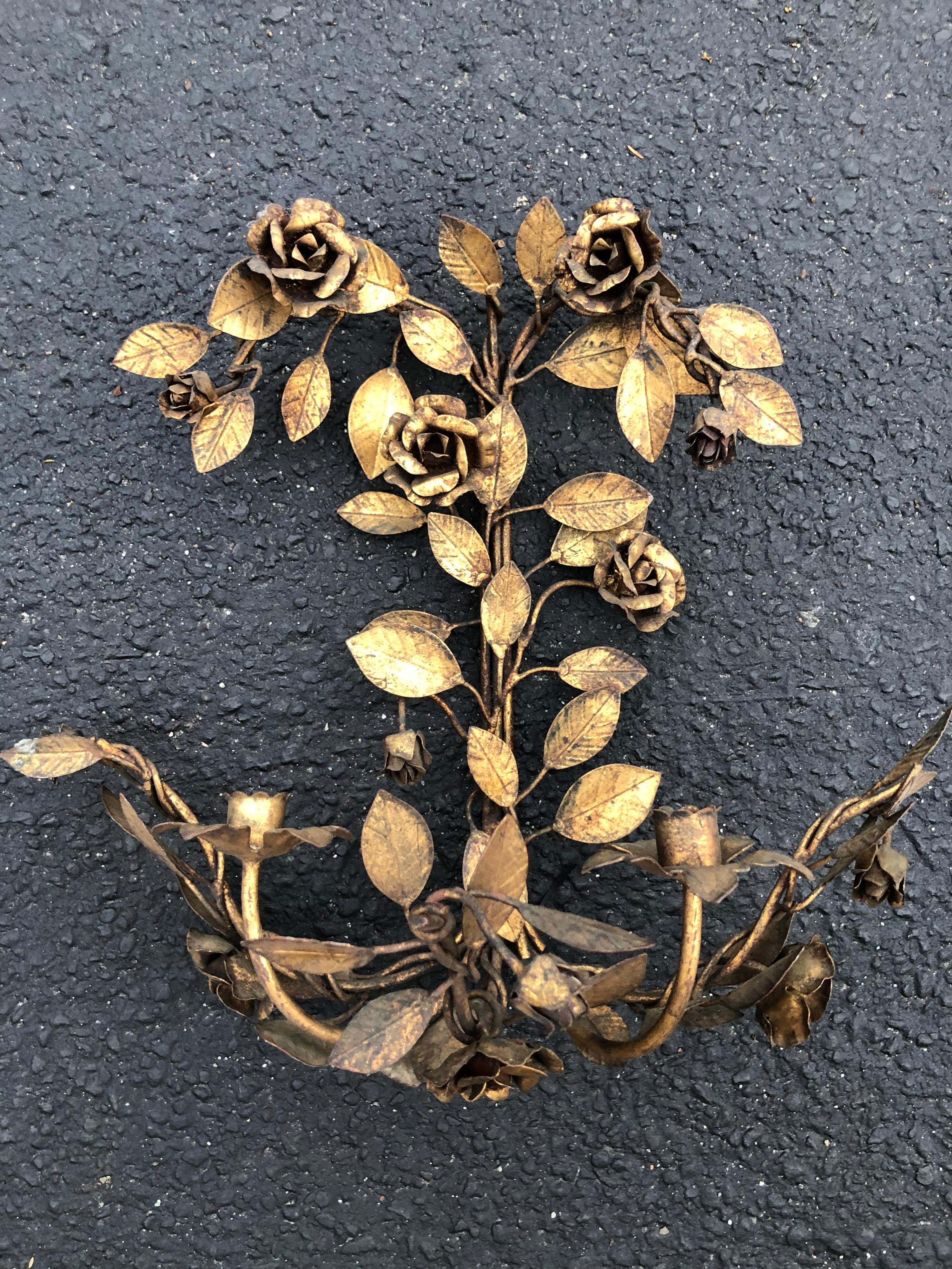 Applique murale italienne à fleurs en métal doré en vente 9
