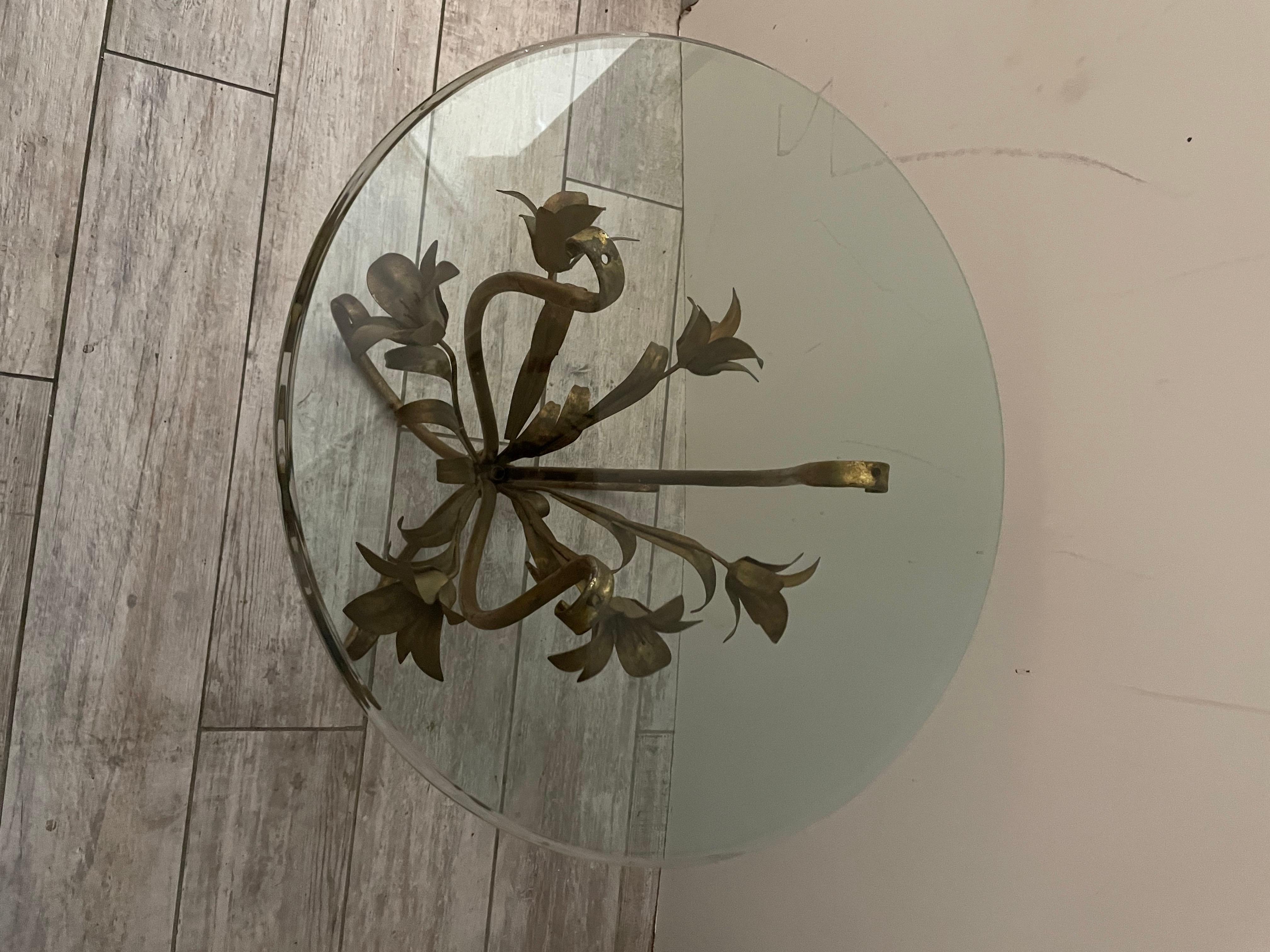 Italian Gilt Metal Lily Side Table For Sale 6