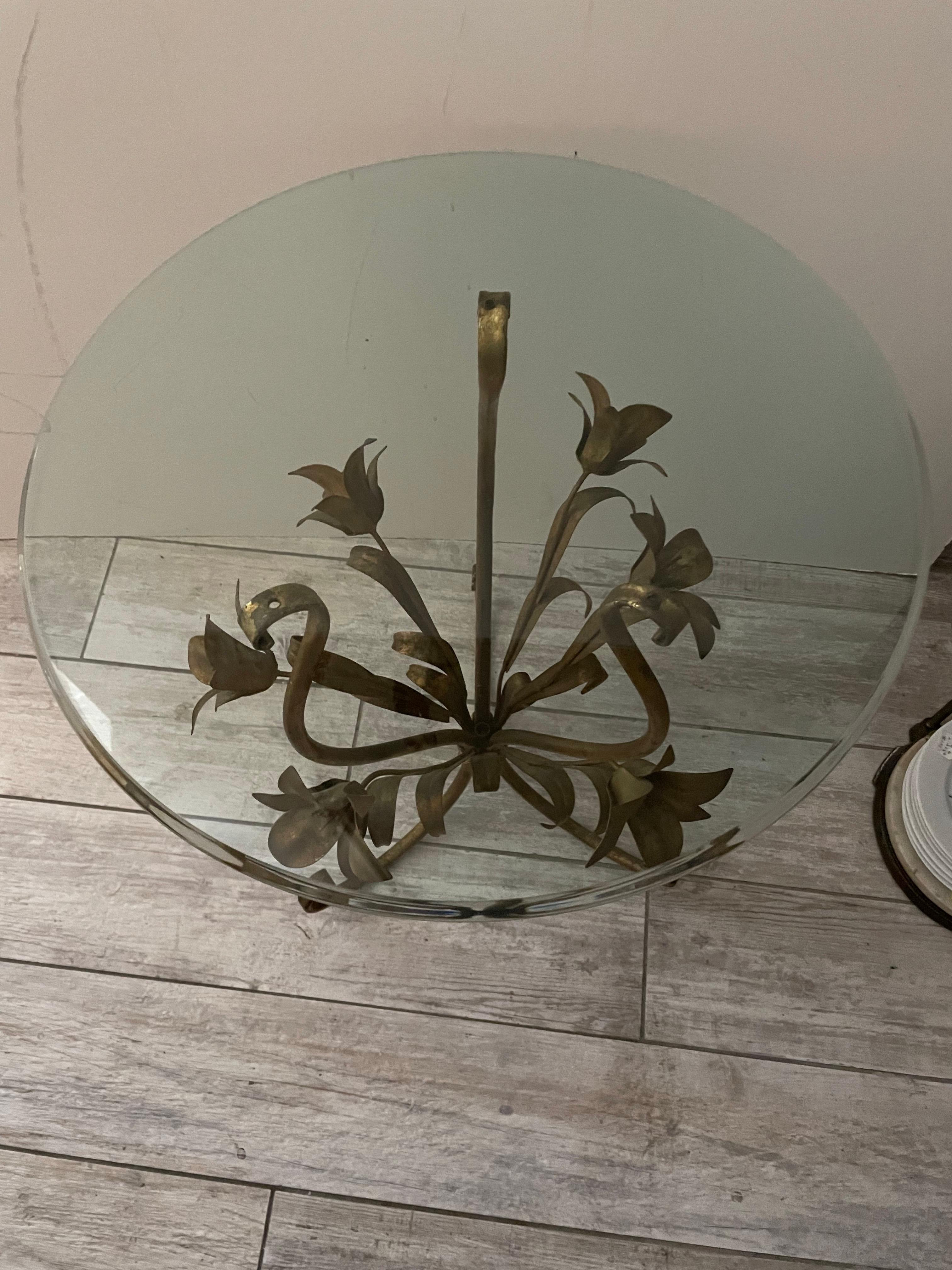 Italian Gilt Metal Lily Side Table For Sale 3