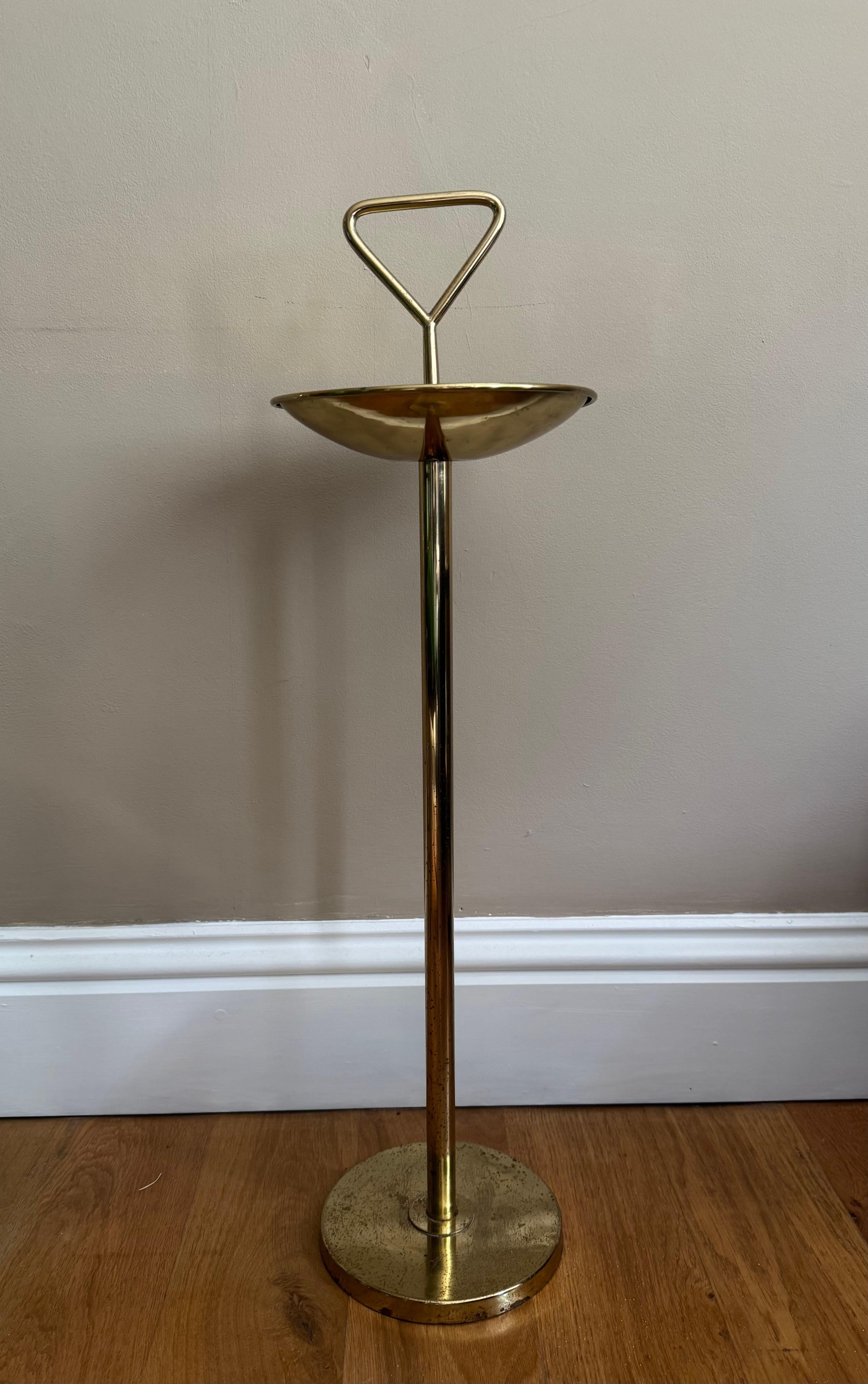 Mid-Century moderno Vide poche cendrier in metallo dorato stile Paolo Buffa in vendita