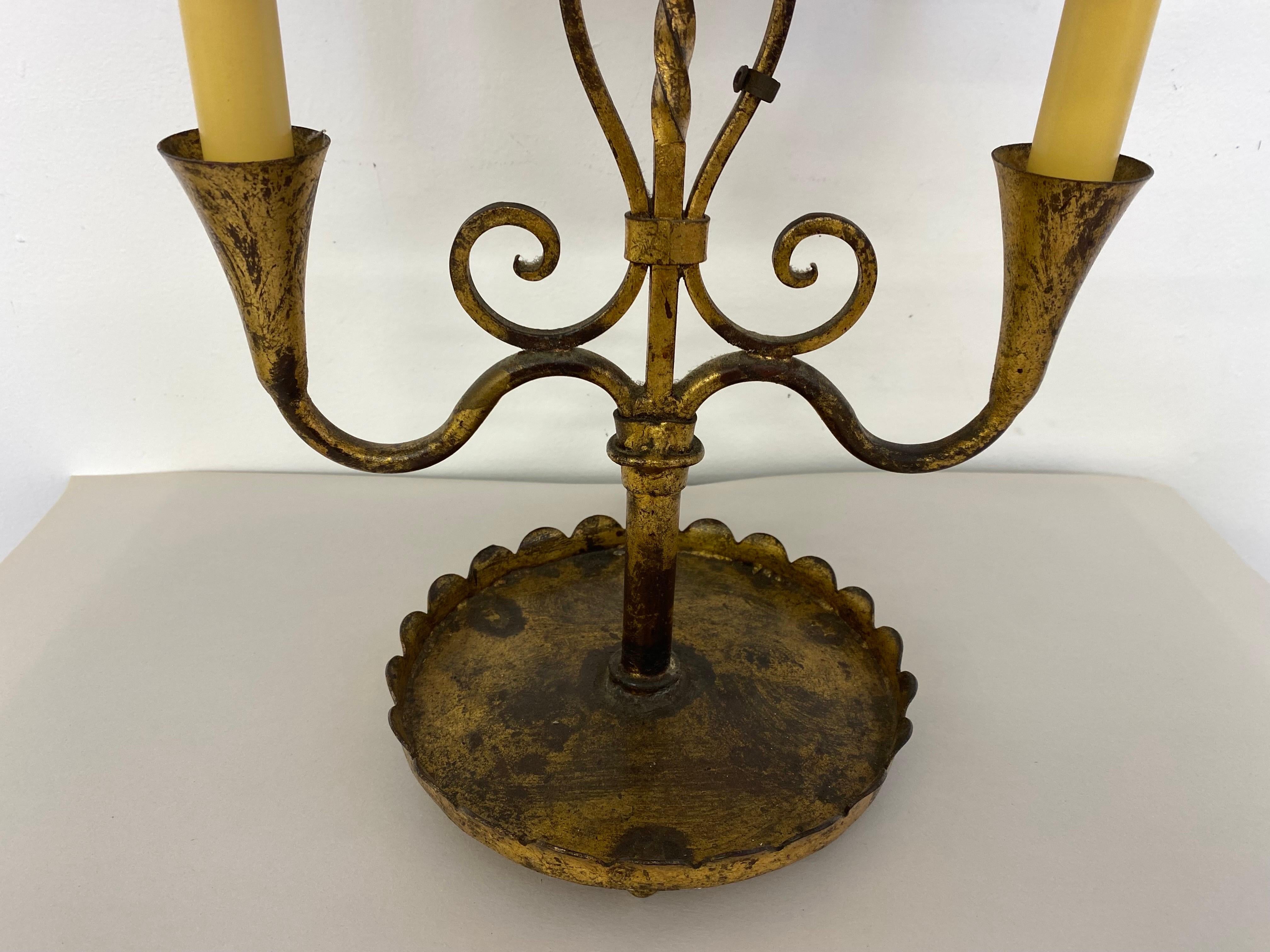 Mid-20th Century 1960's Italian Table Lamp, Gilt finish over metal Hollywood Regency For Sale