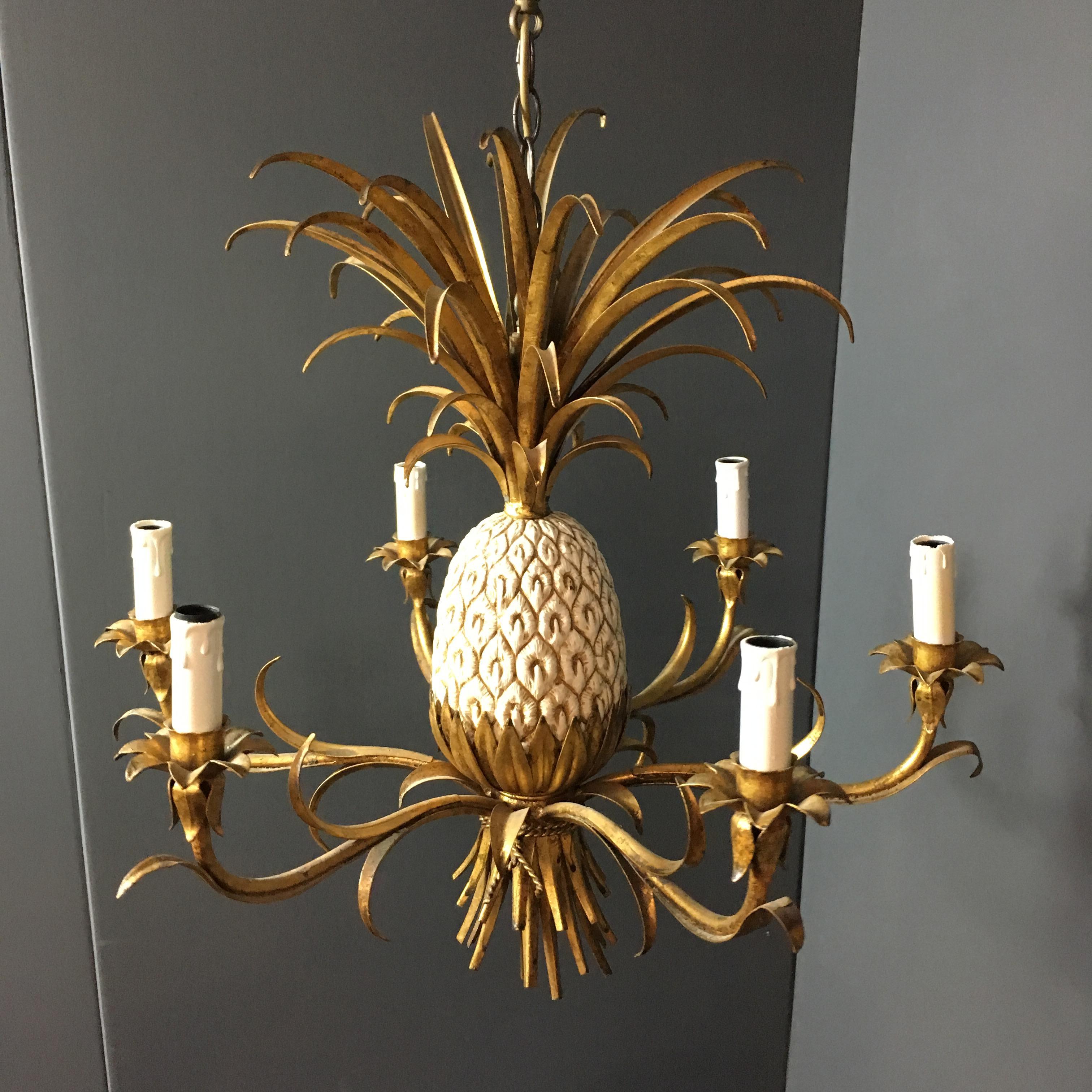 Italian Gilt Pineapple Tole Chandelier, circa 1950s 8