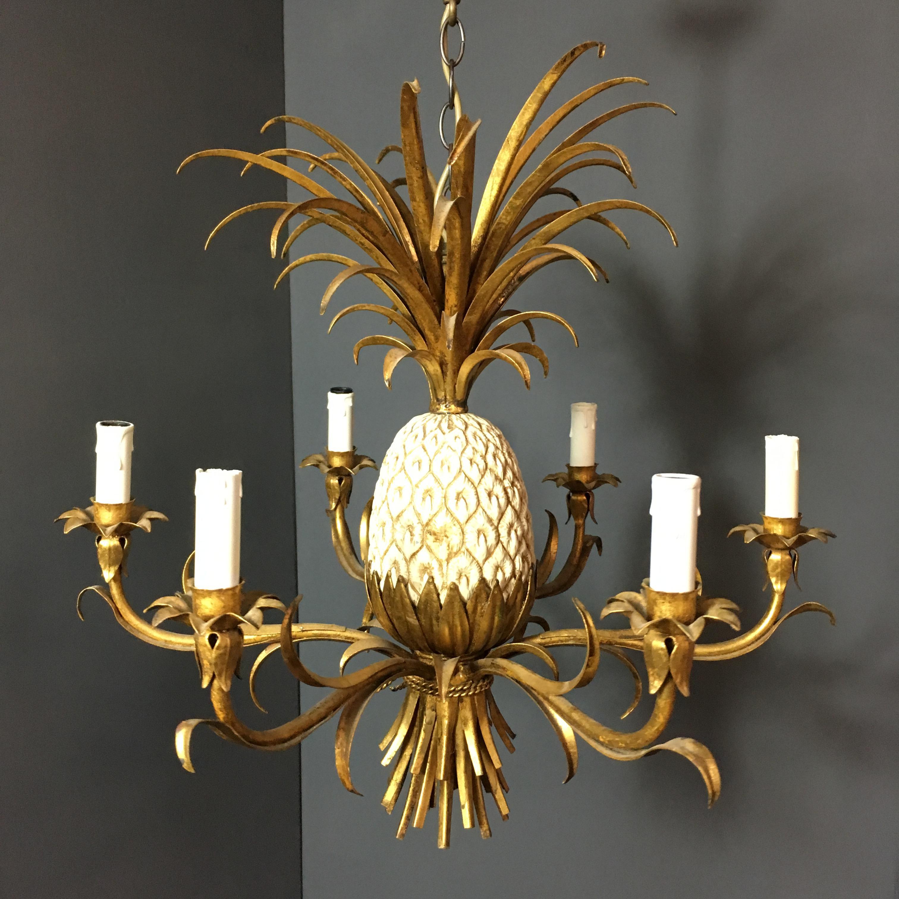 Italian Gilt Pineapple Tole Chandelier, circa 1950s 1