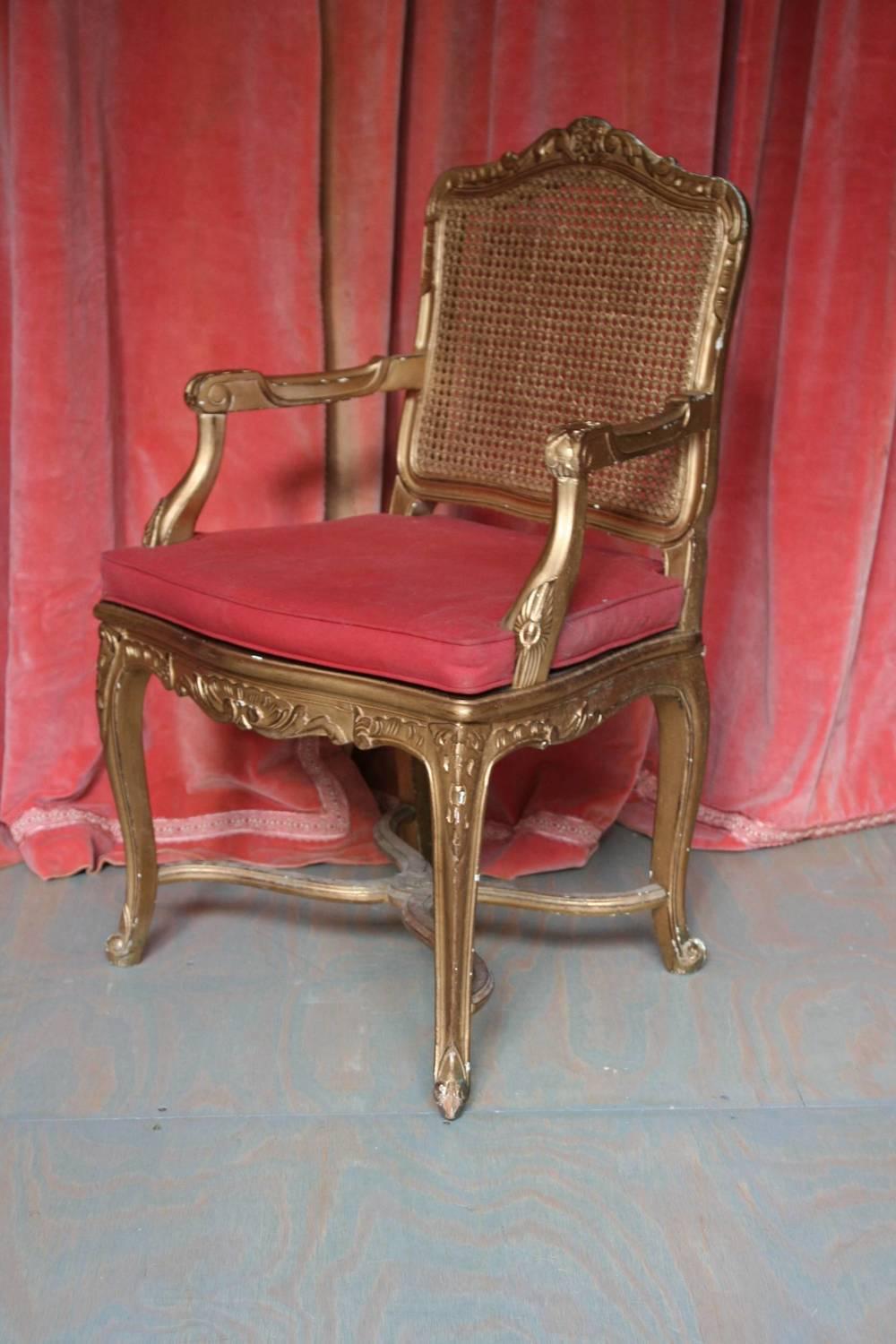 Italian Gilt Rococo Style Armchair In Good Condition For Sale In Buchanan, NY