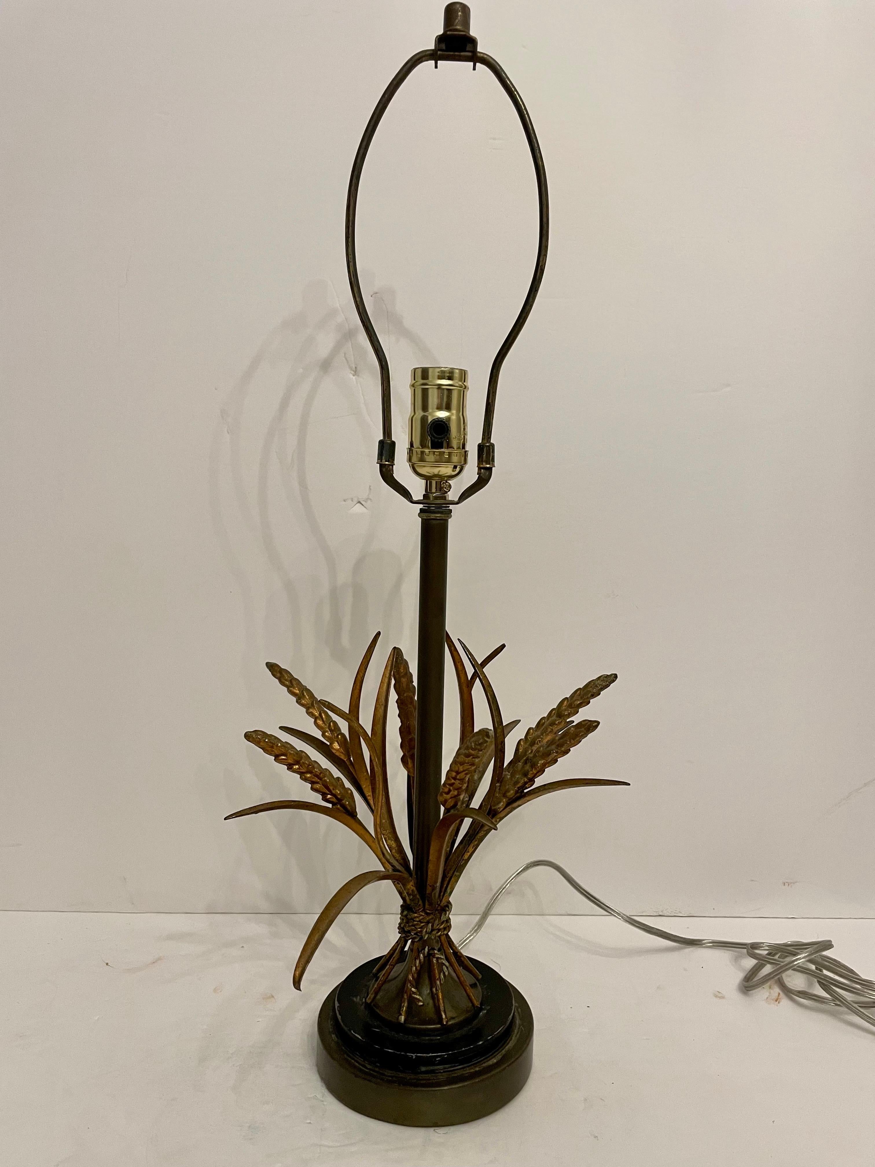 Italian Gilt Sheaf of Wheat Lamp For Sale 2