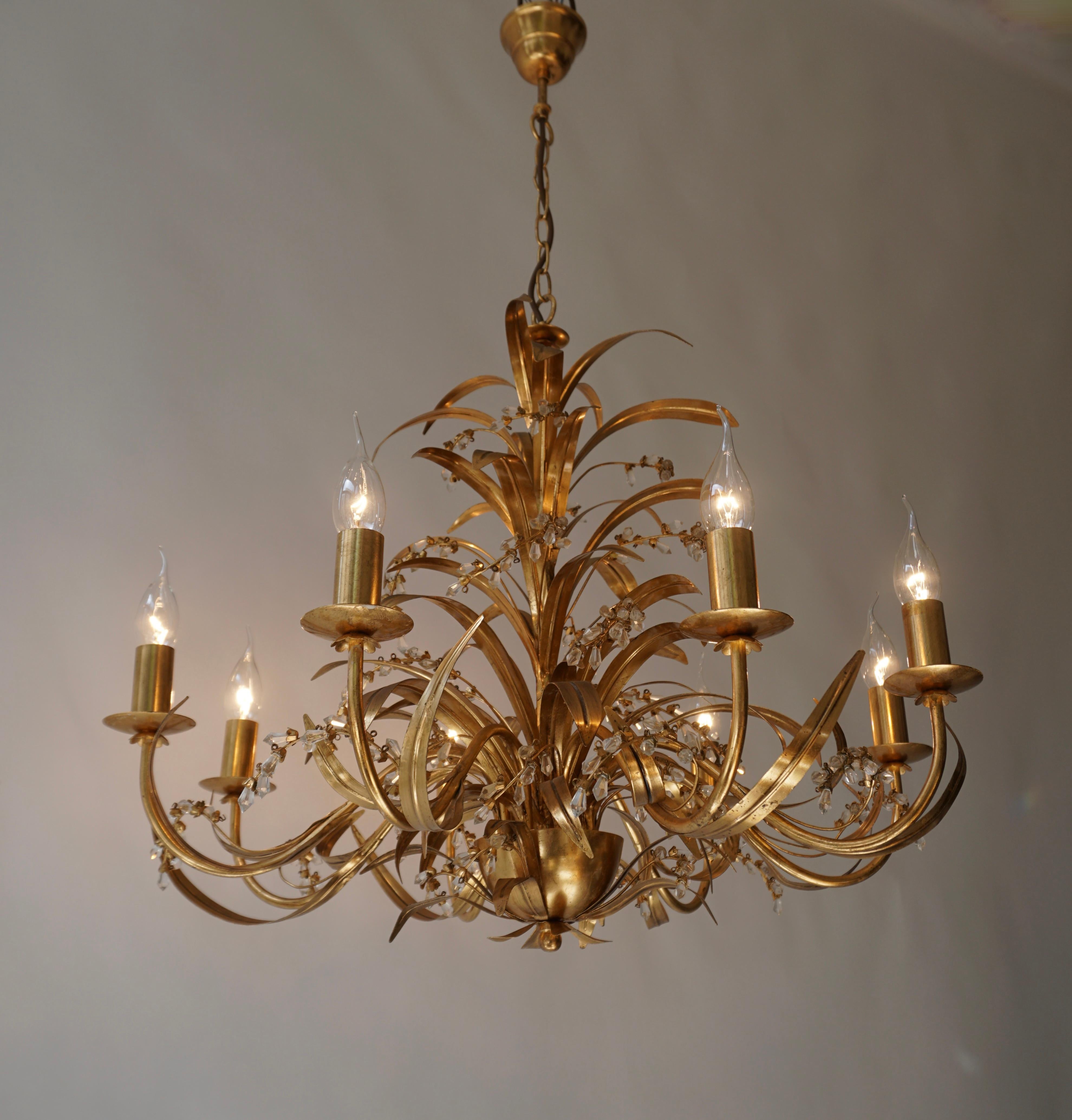 Hollywood Regency Italian Gilt Tole and Crystal Palm Frond Chandelier For Sale