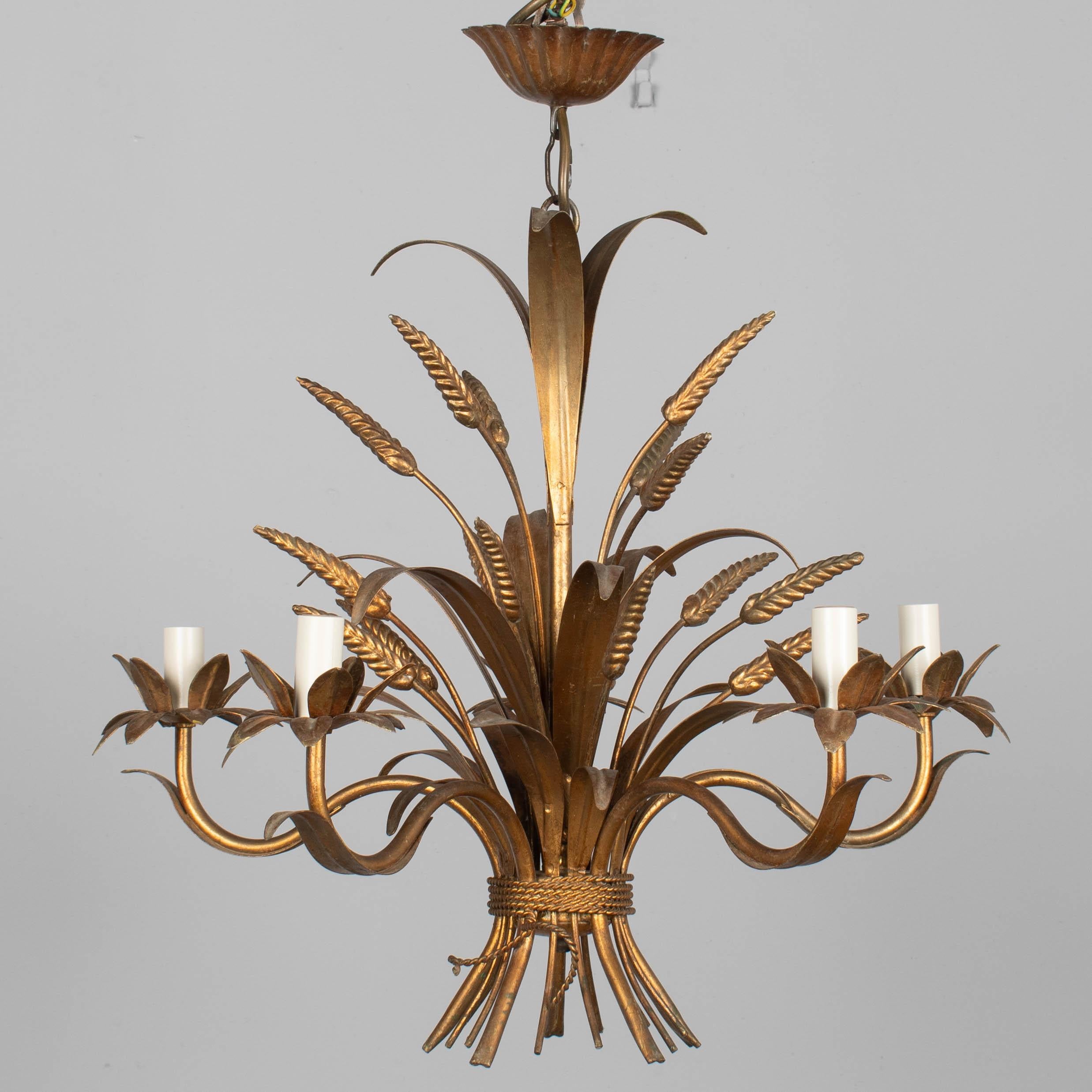 Italian Gilt Tôle Sheaf of Wheat Chandelier In Good Condition For Sale In Winter Park, FL