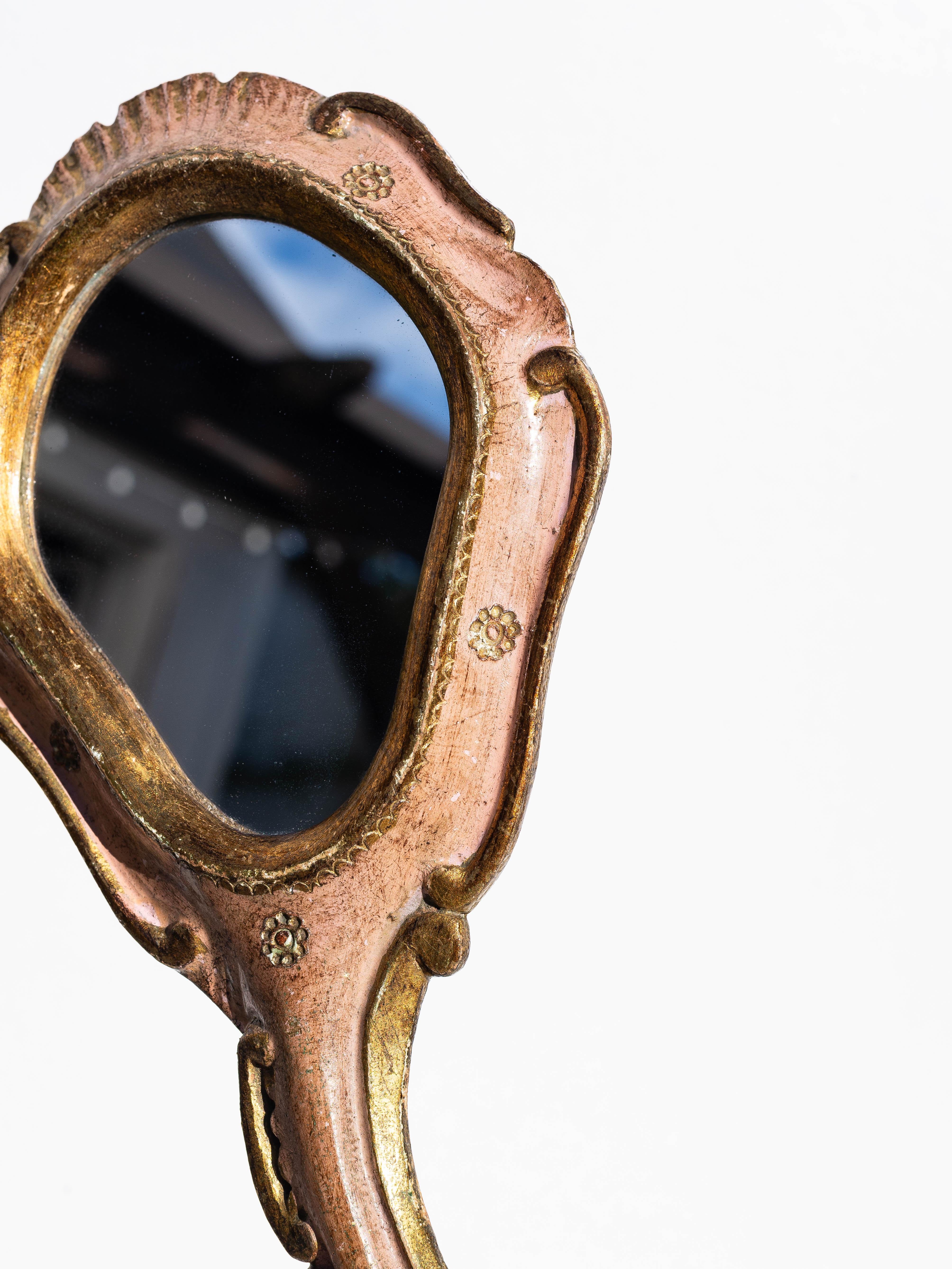 Miroir à main vénitien doré - Miroir de courtoisie Florentine - Italie 1940s en vente 3