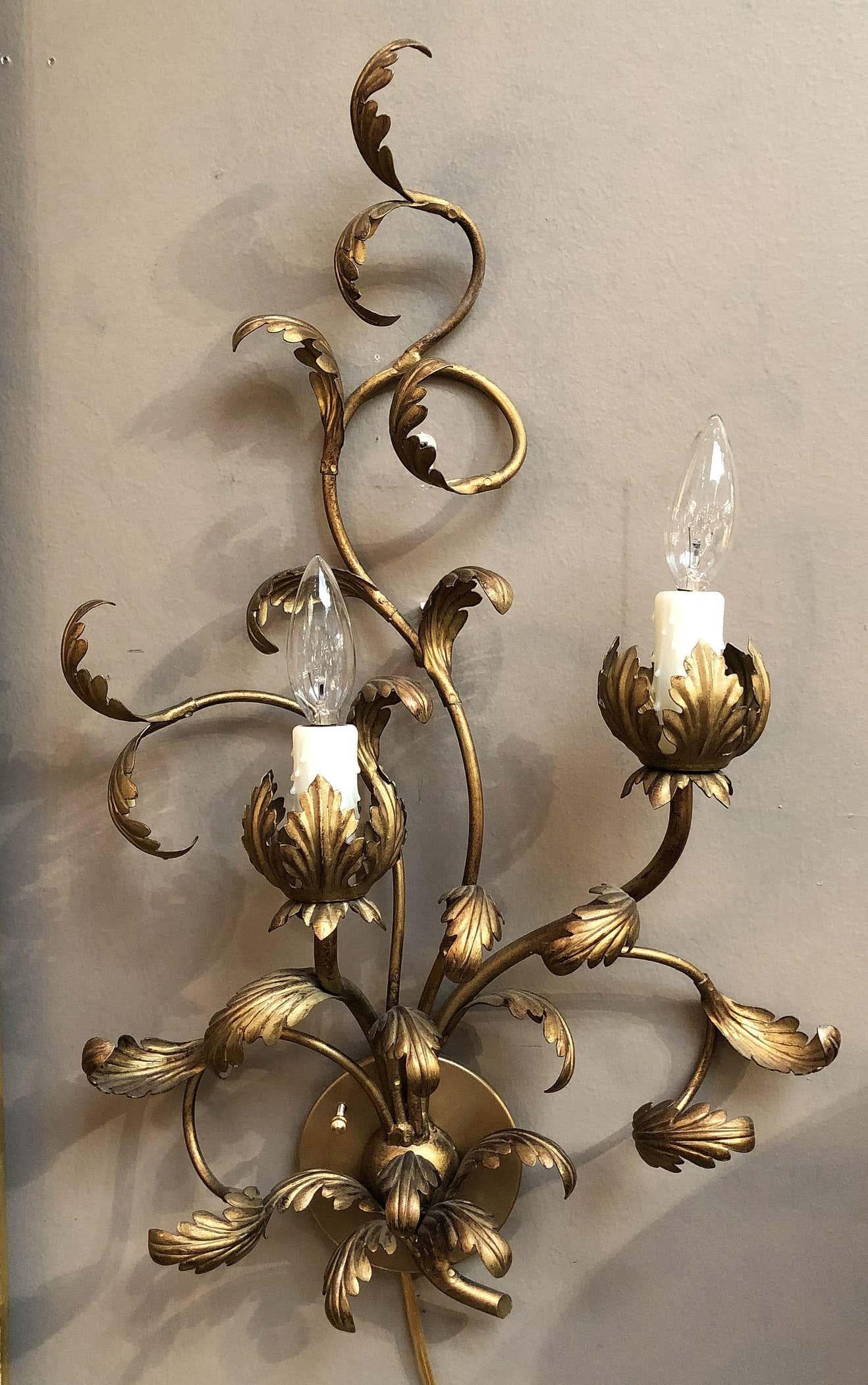 Applique o Sconce italiane dorate con design a vite o a foglie in vendita 4
