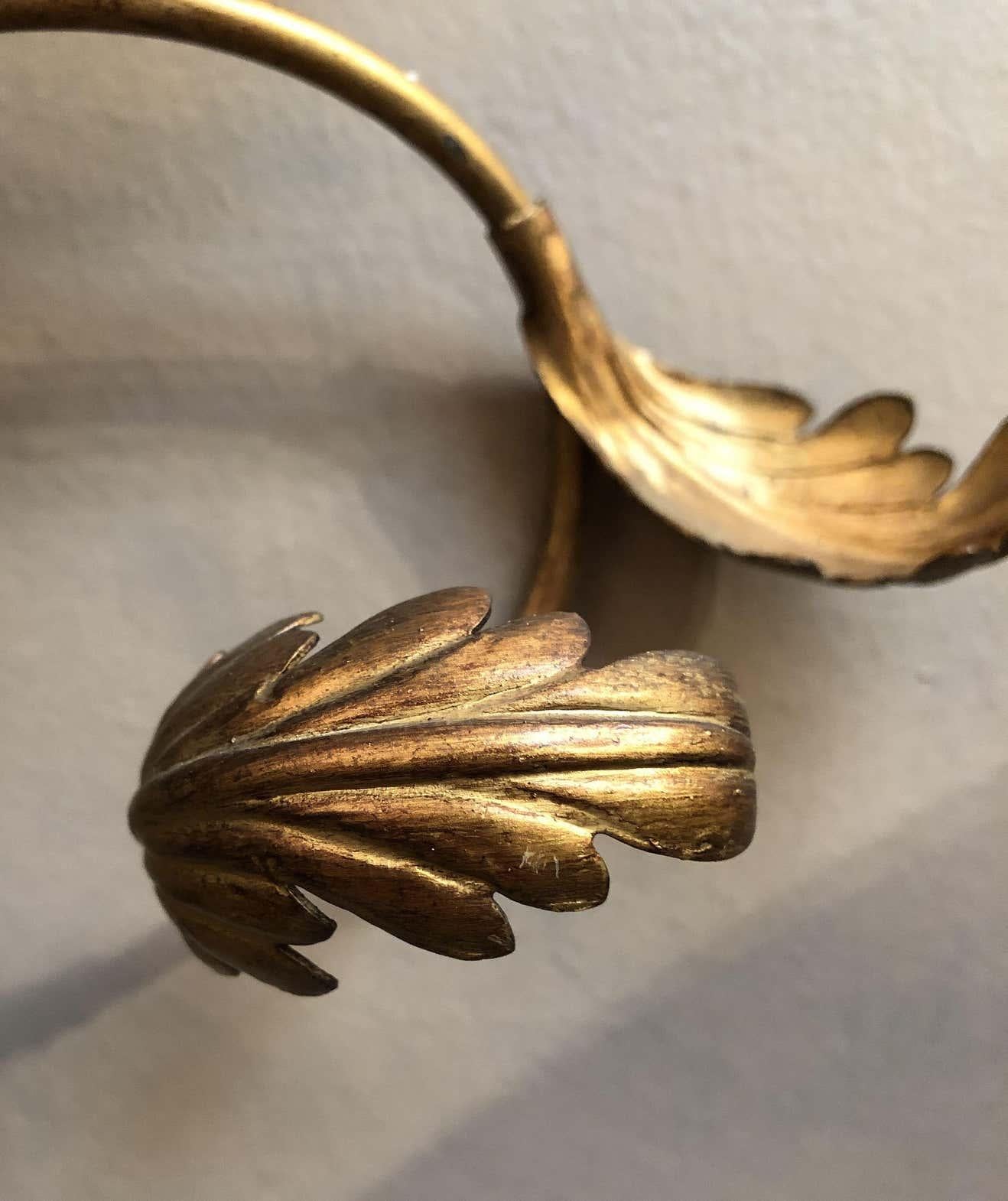 19th Century Italian Gilt Wall Light or Sconce with Vine or Leaf Design For Sale