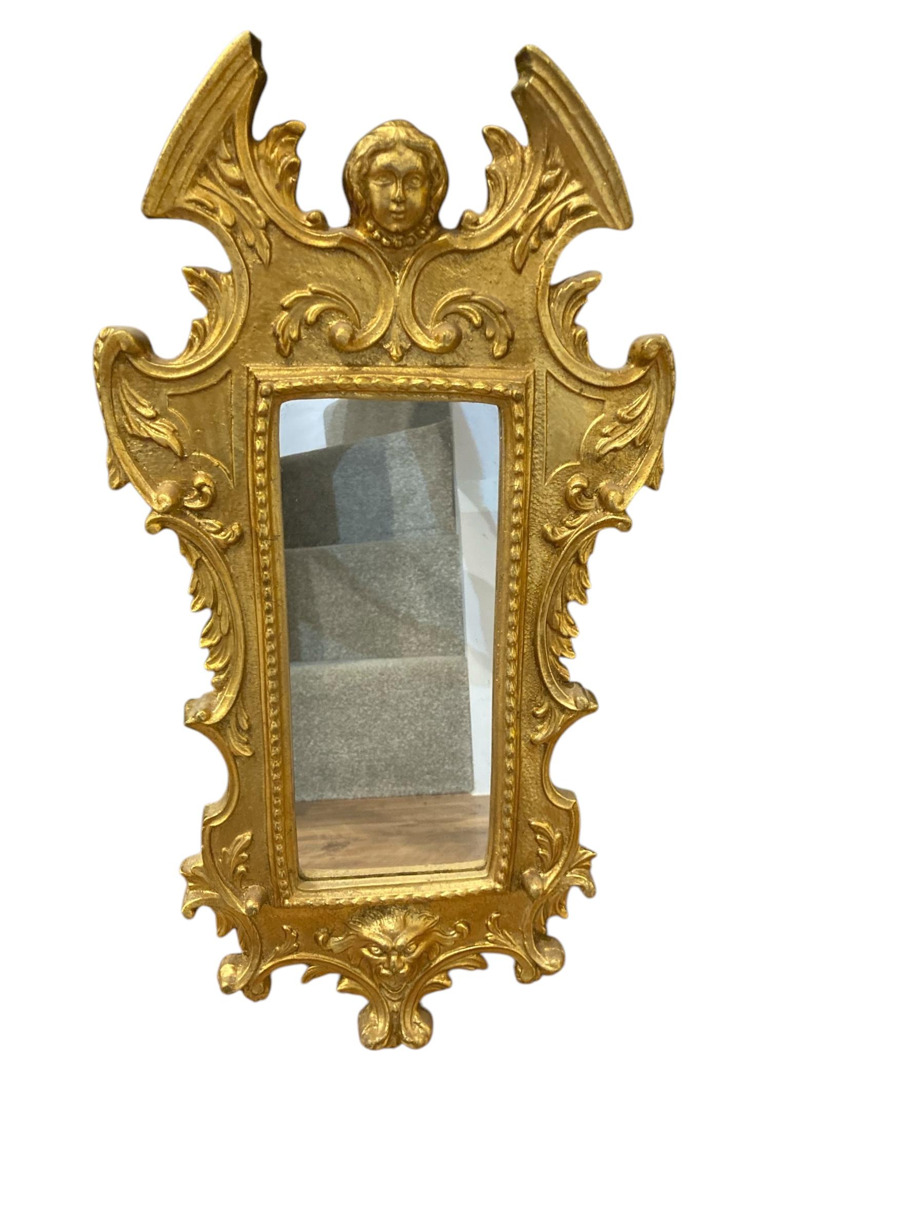 Specchio italiano in legno dorato in stile barocco in vendita 2