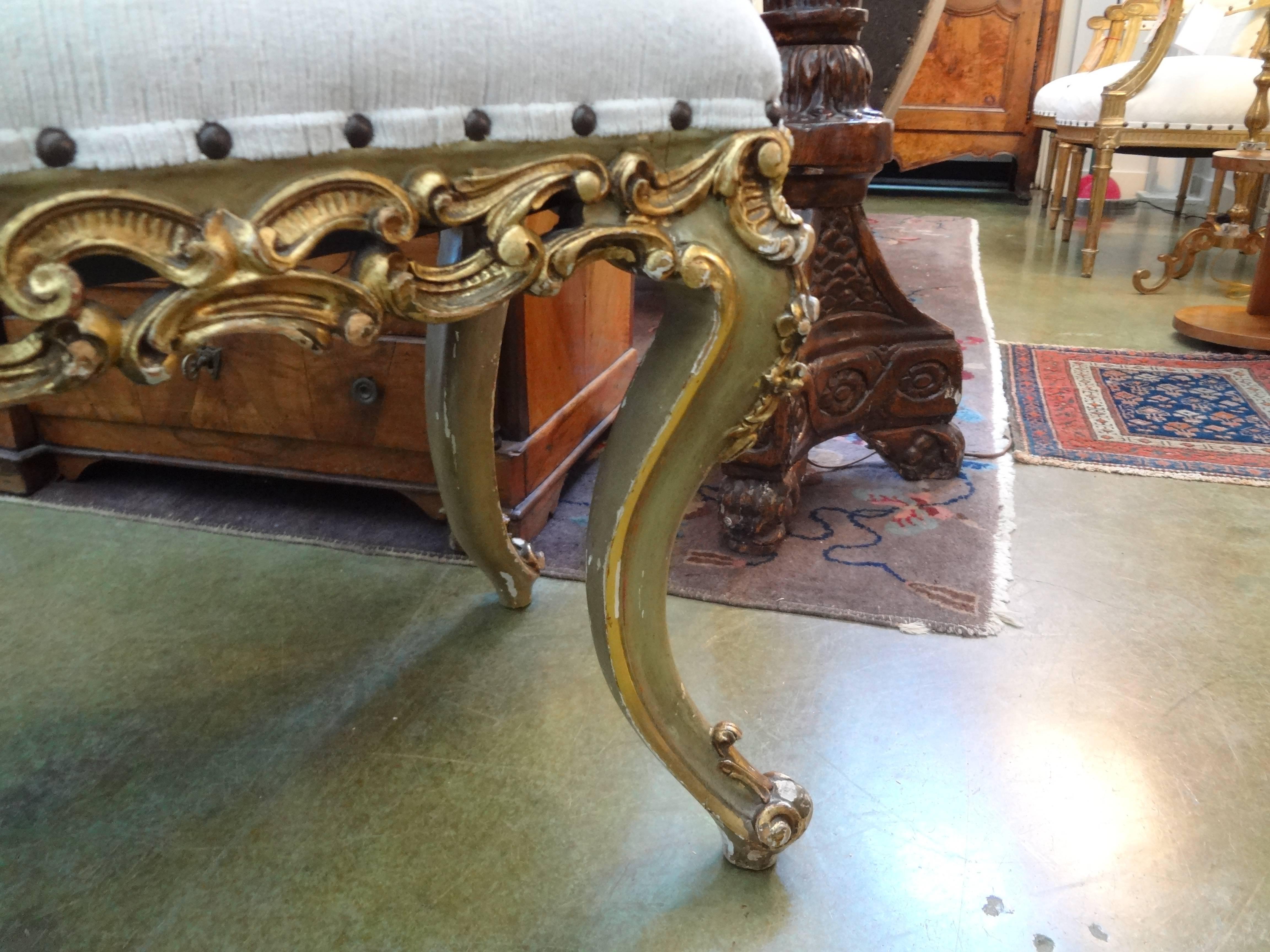 Italian Giltwood Bench with Exaggerated Legs For Sale 1