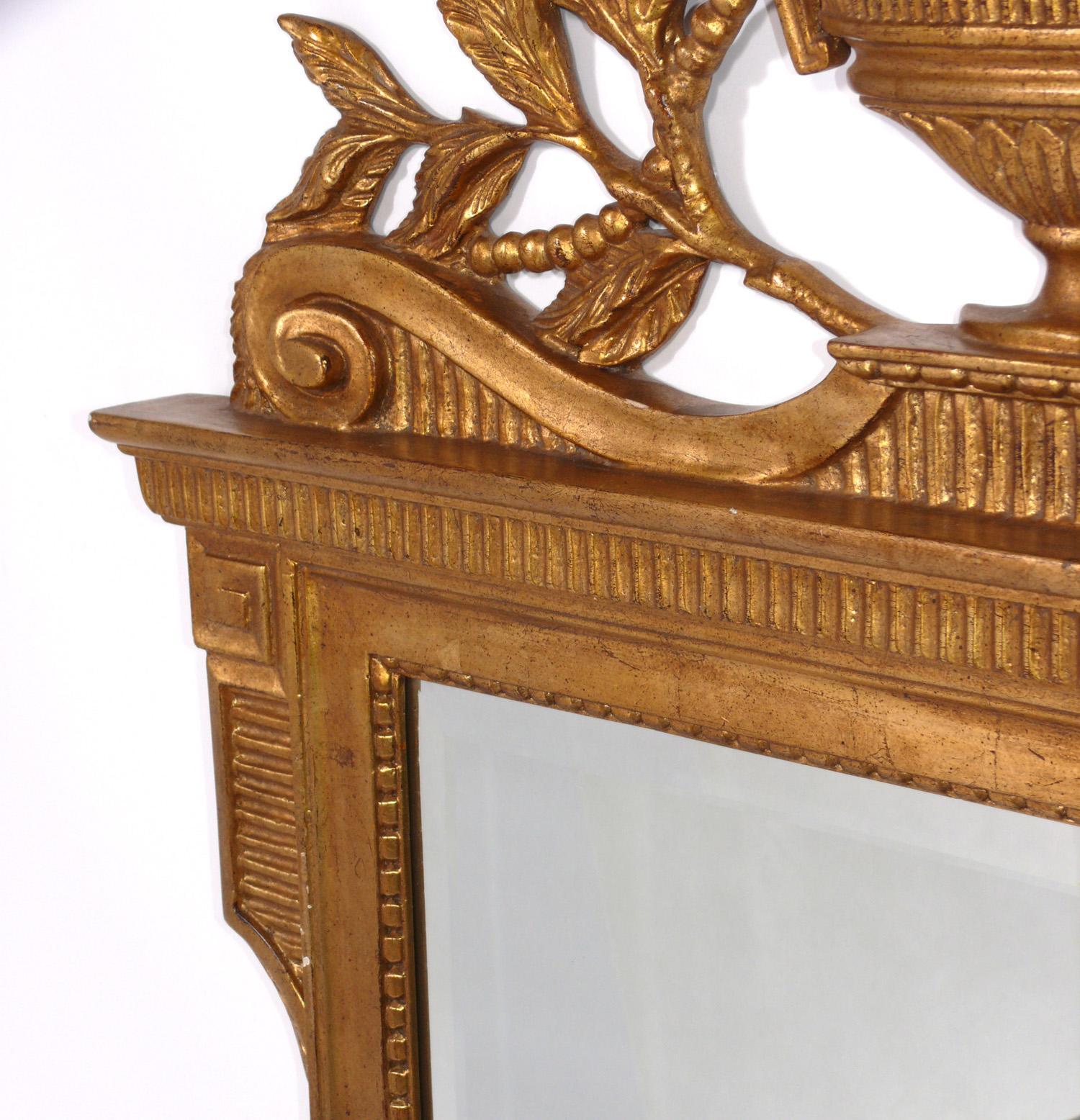Italian Gilt Wood Beveled Mirror  In Good Condition For Sale In Atlanta, GA