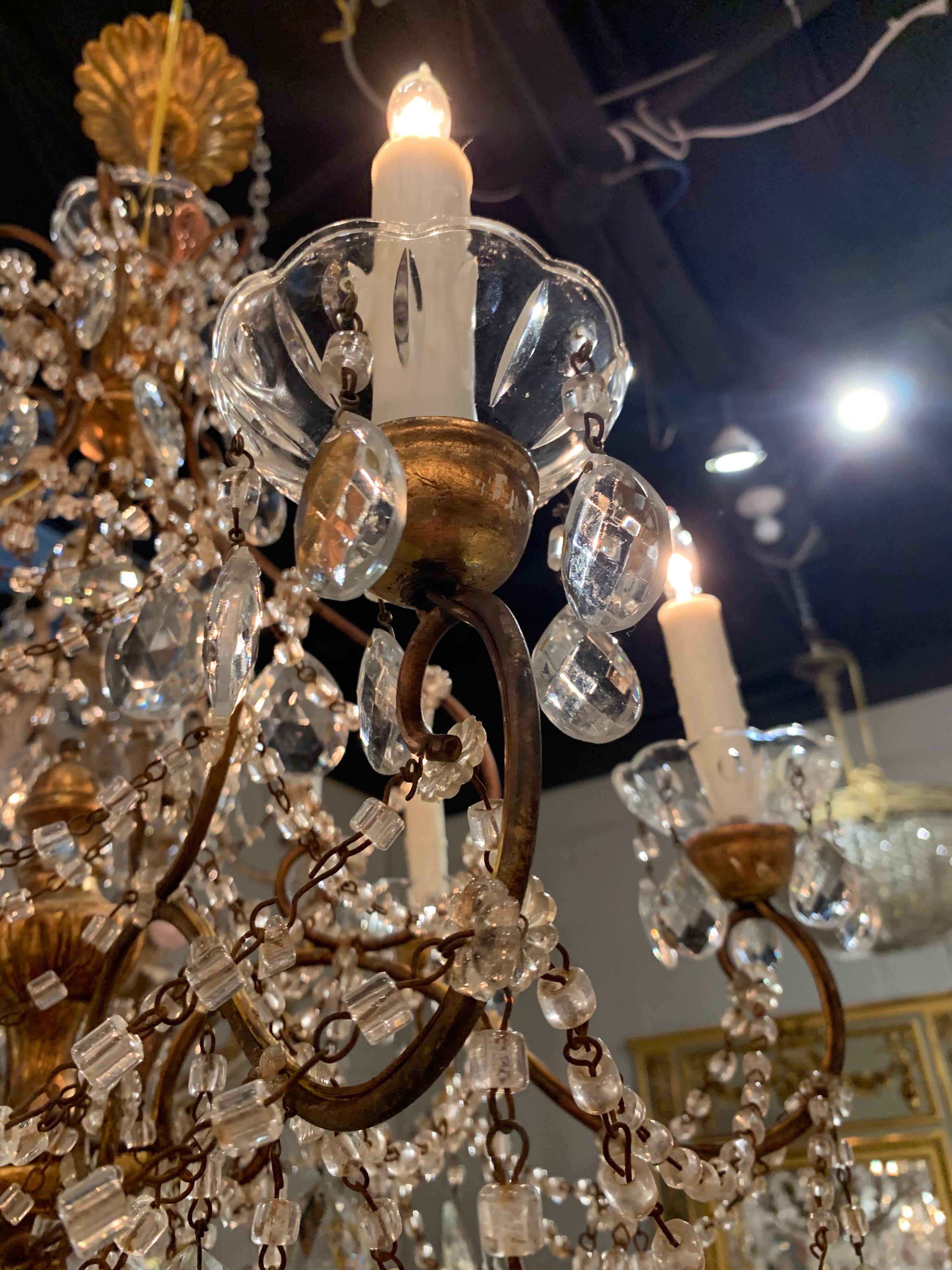 20th Century Italian Giltwood and Beaded Crystal Chandelier For Sale