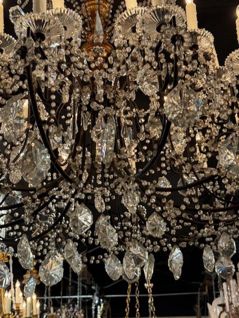 Italian Giltwood and Crystal Chandelier For Sale 2