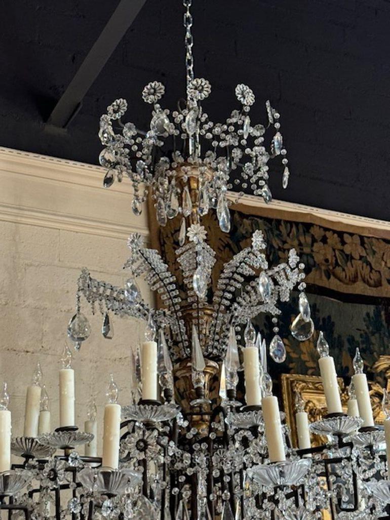 Italian Giltwood and Crystal Chandelier For Sale 5