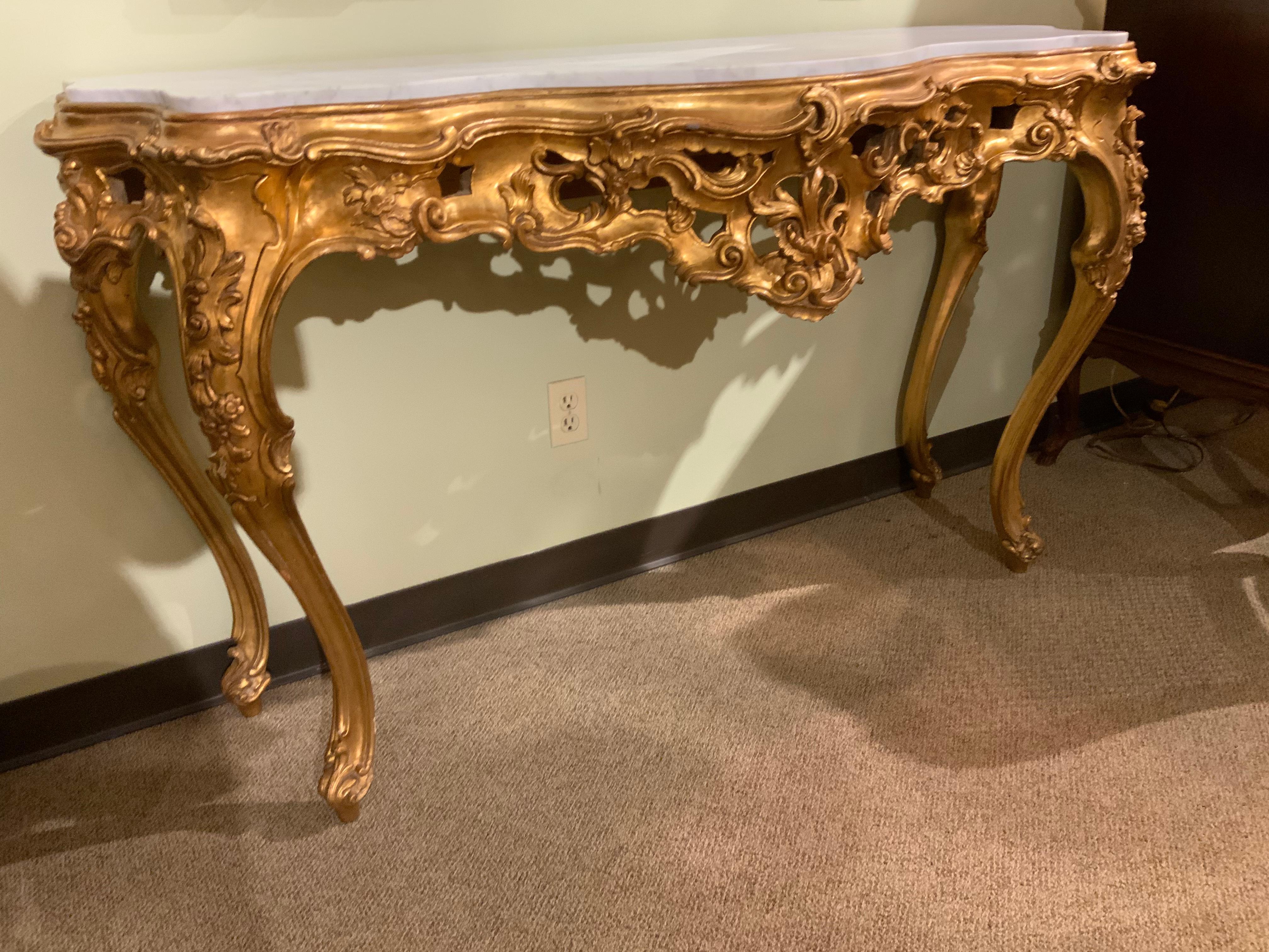 Louis XV Italian Giltwood and White Marble-Top Console Table with Scrolls /Floral Motif For Sale