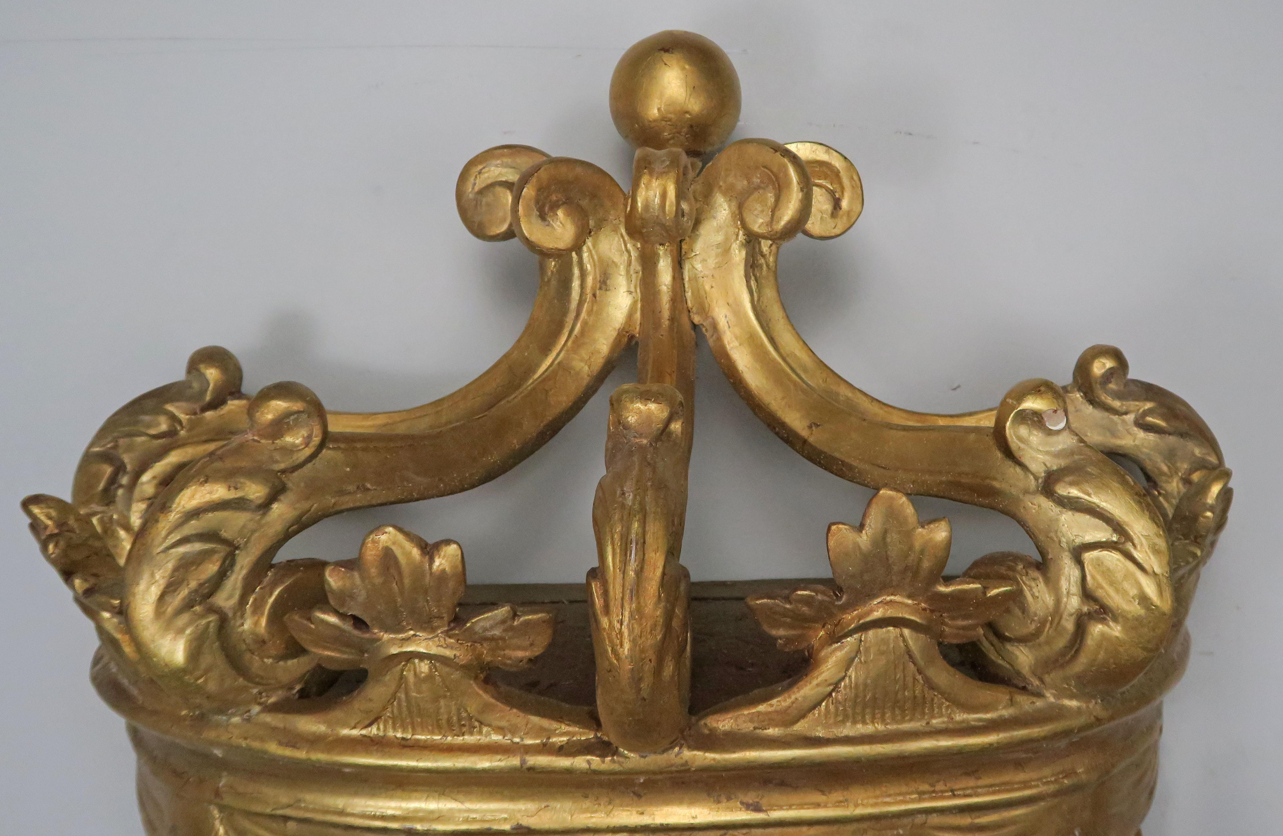 Italian Giltwood Carved Bed Corona with Tassels, circa 1900 2