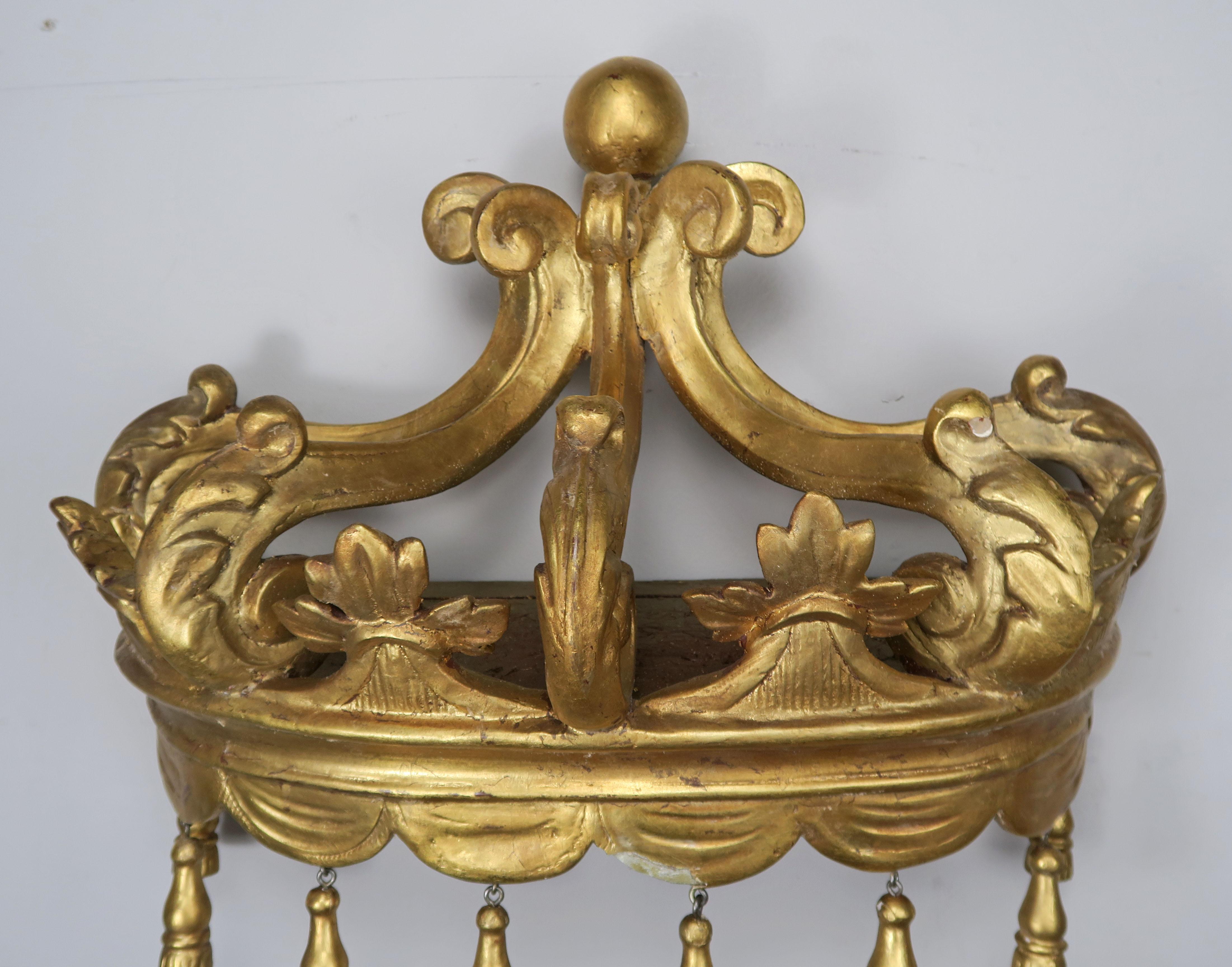 Italian Giltwood Carved Bed Corona with Tassels, circa 1900 3