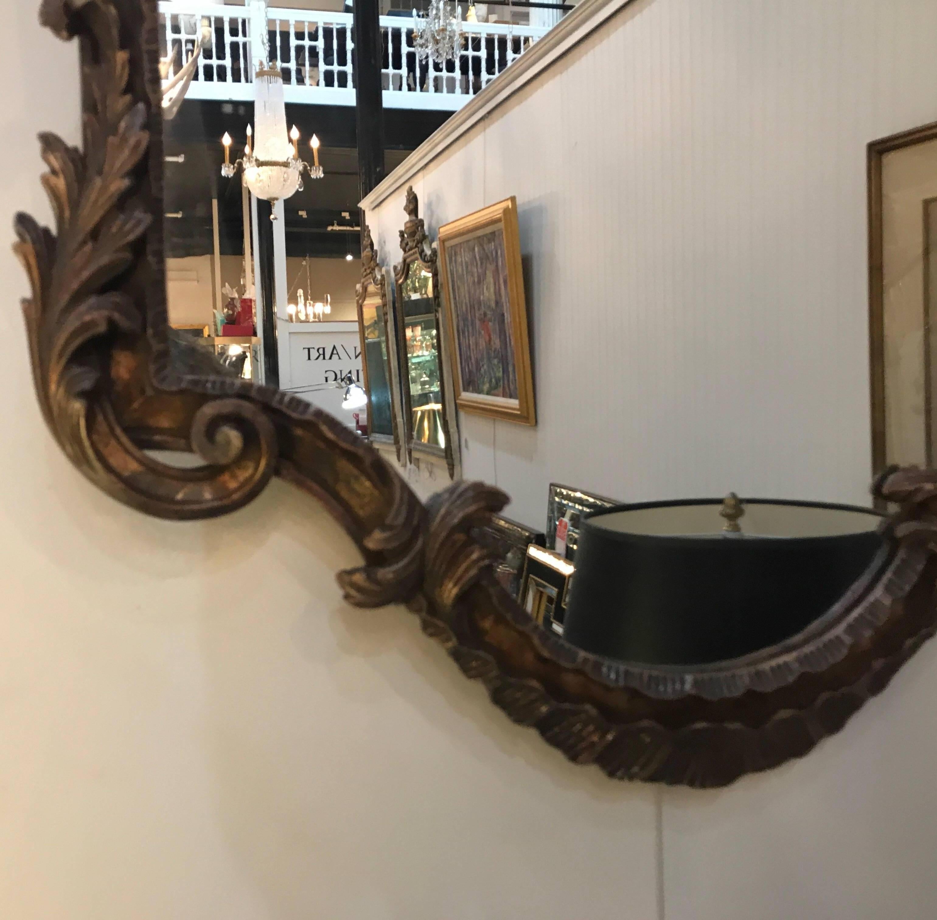 Italian Giltwood Carved Wall Mirror In Excellent Condition In Lambertville, NJ