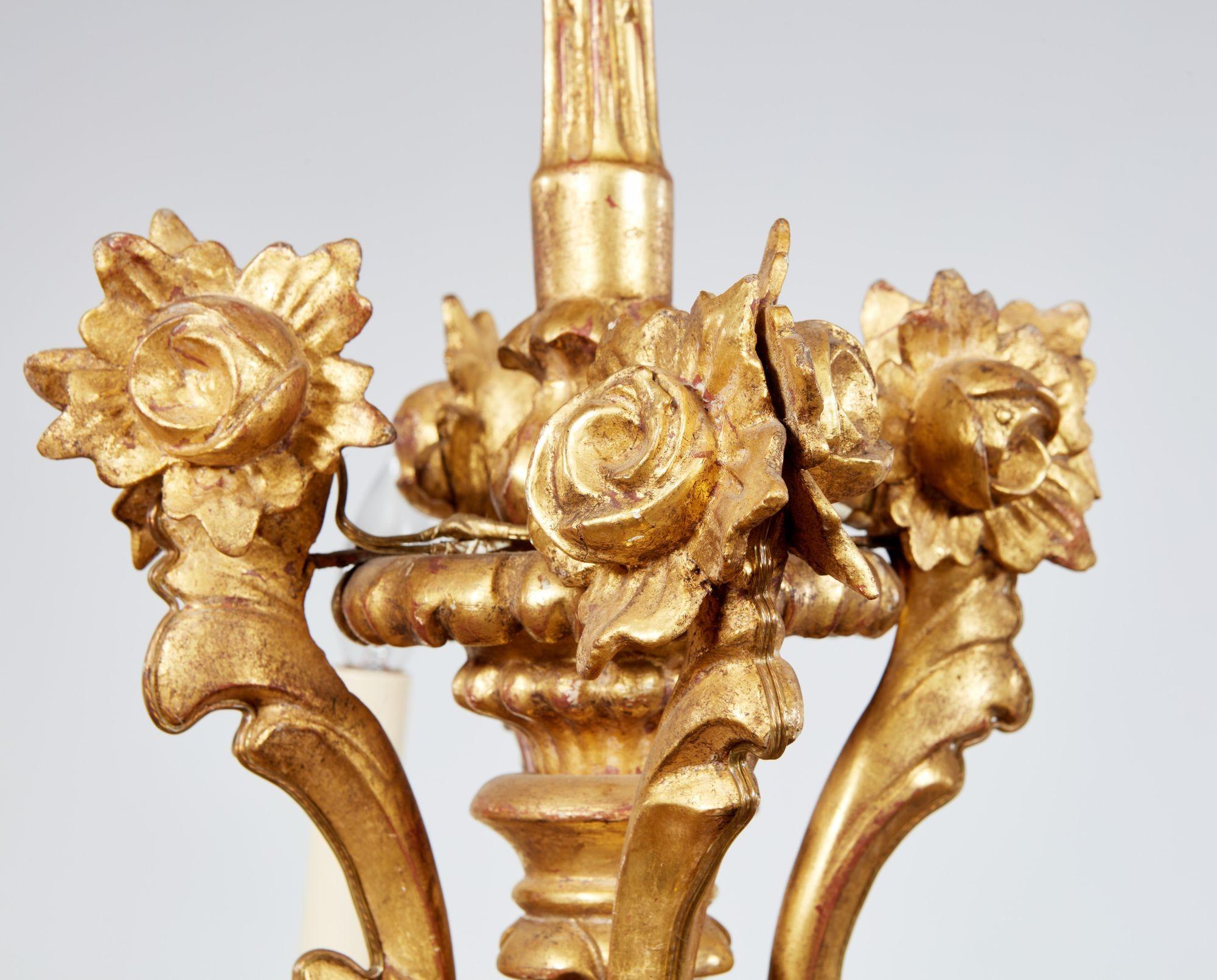Italian Giltwood Chandelier In Good Condition For Sale In Greenwich, CT