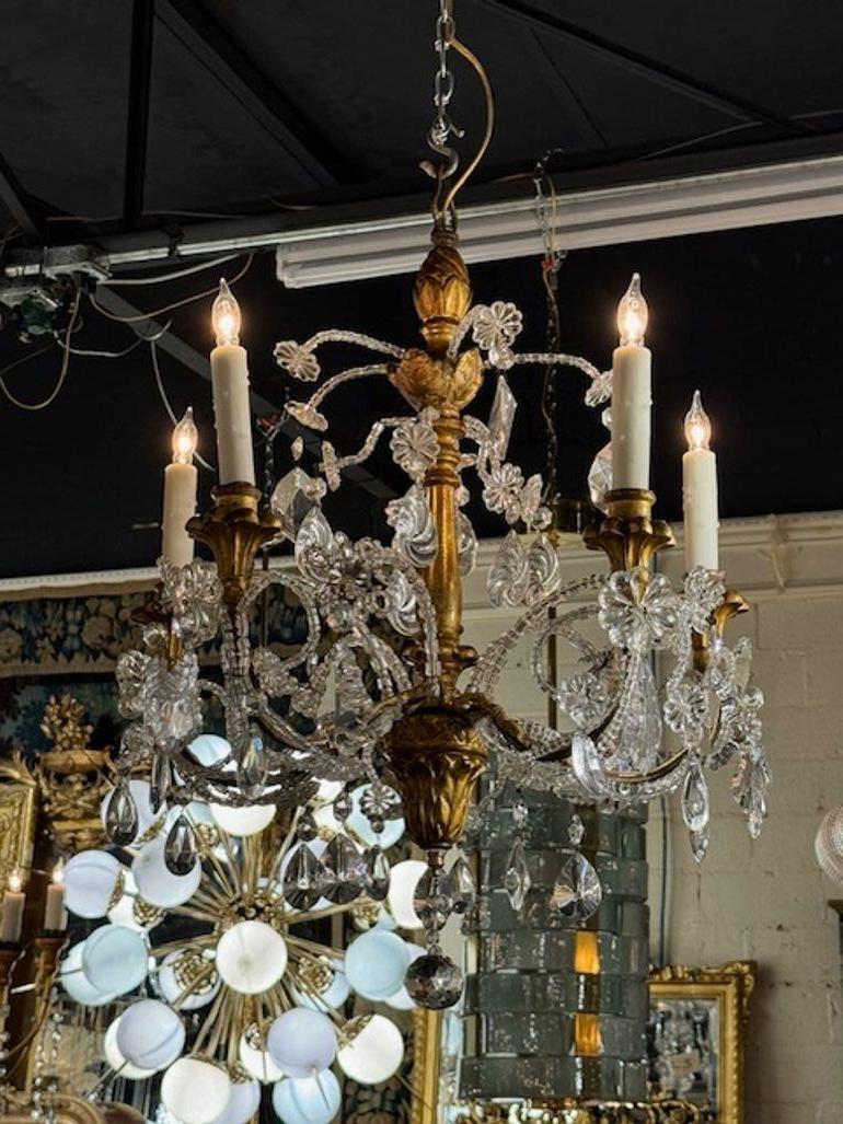 Lampadario italiano in legno dorato di Genova in vendita 3
