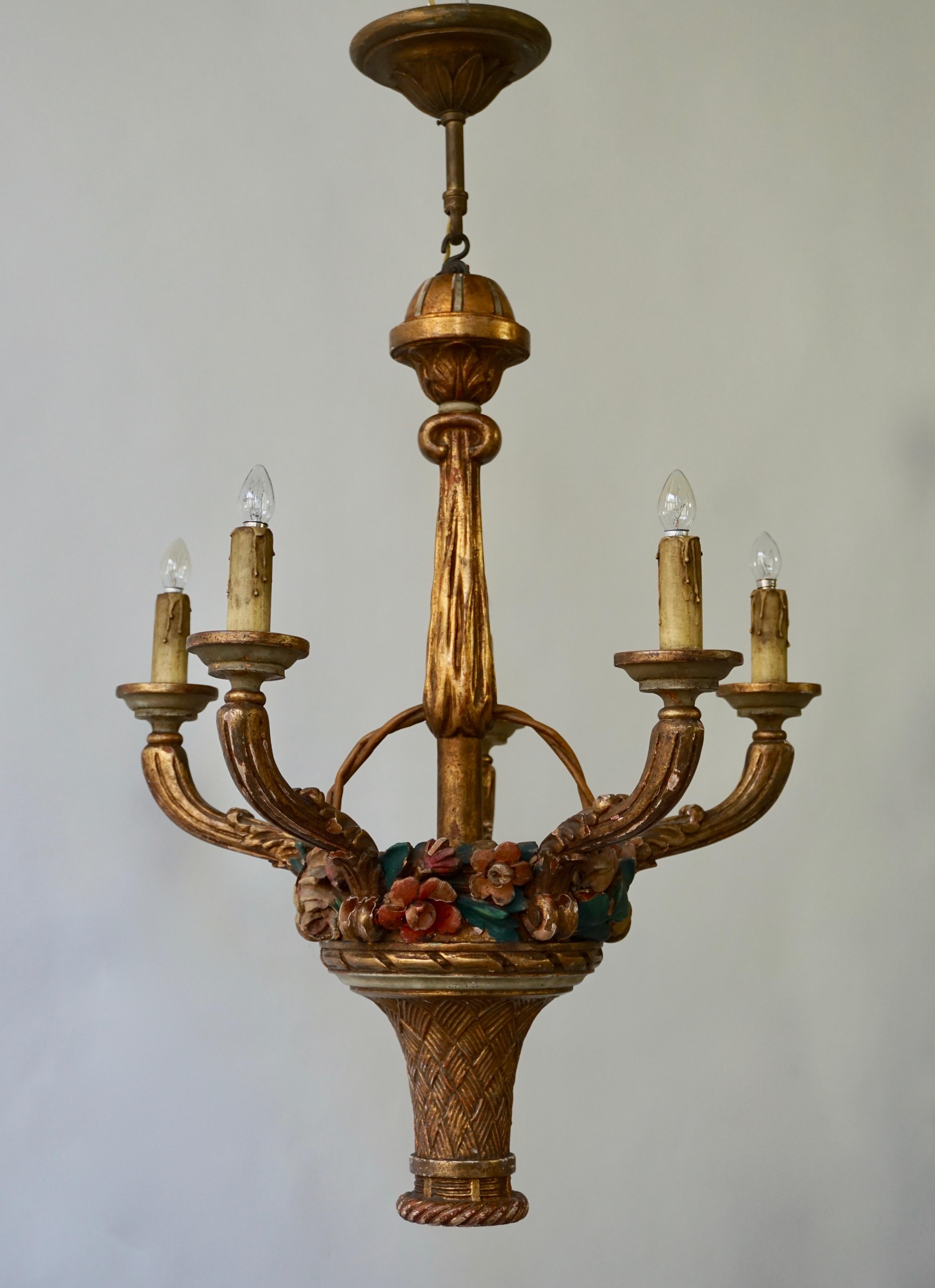 Italian Giltwood Chandelier with Flowers For Sale 4
