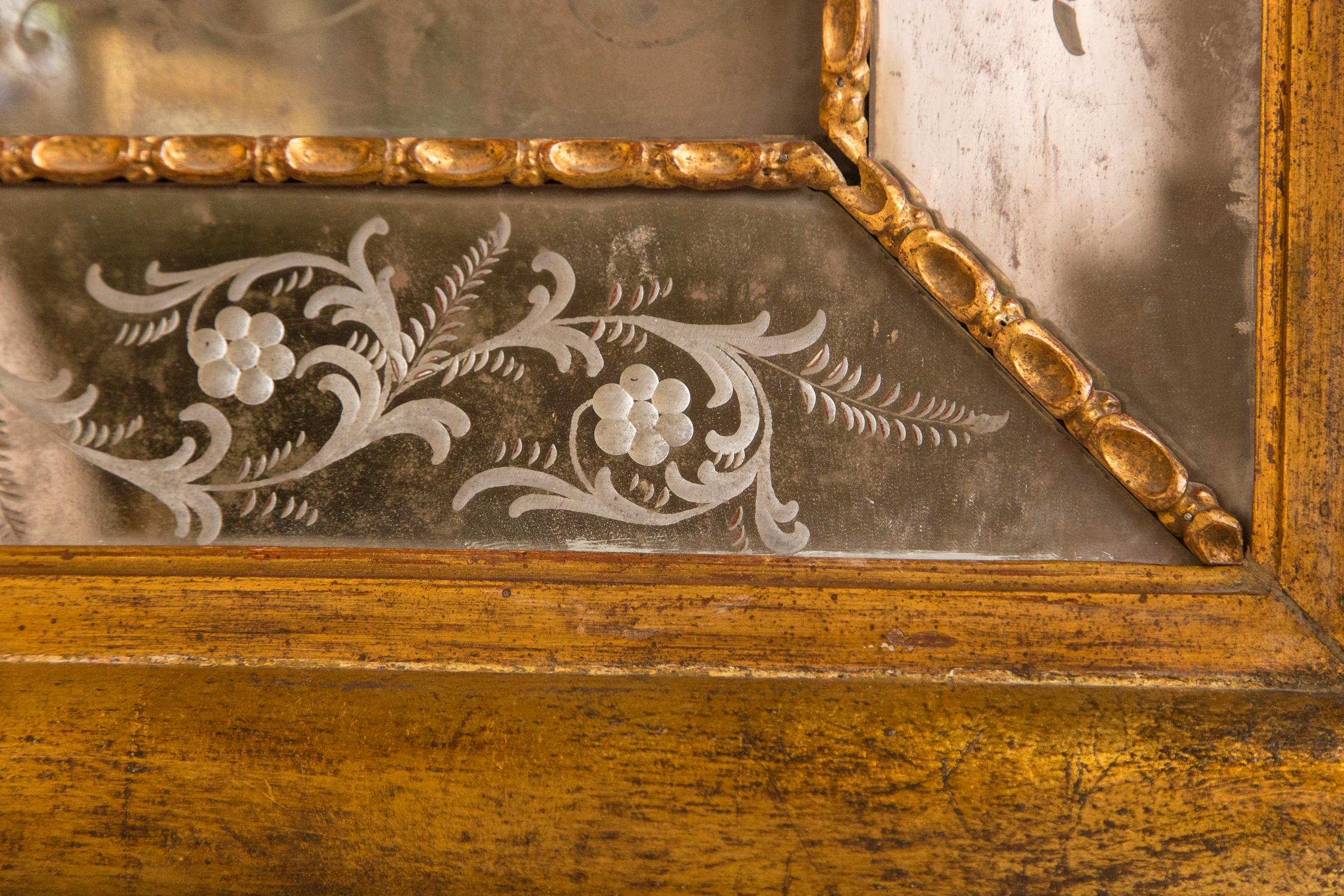 20th Century Italian Giltwood Etched Mirror For Sale