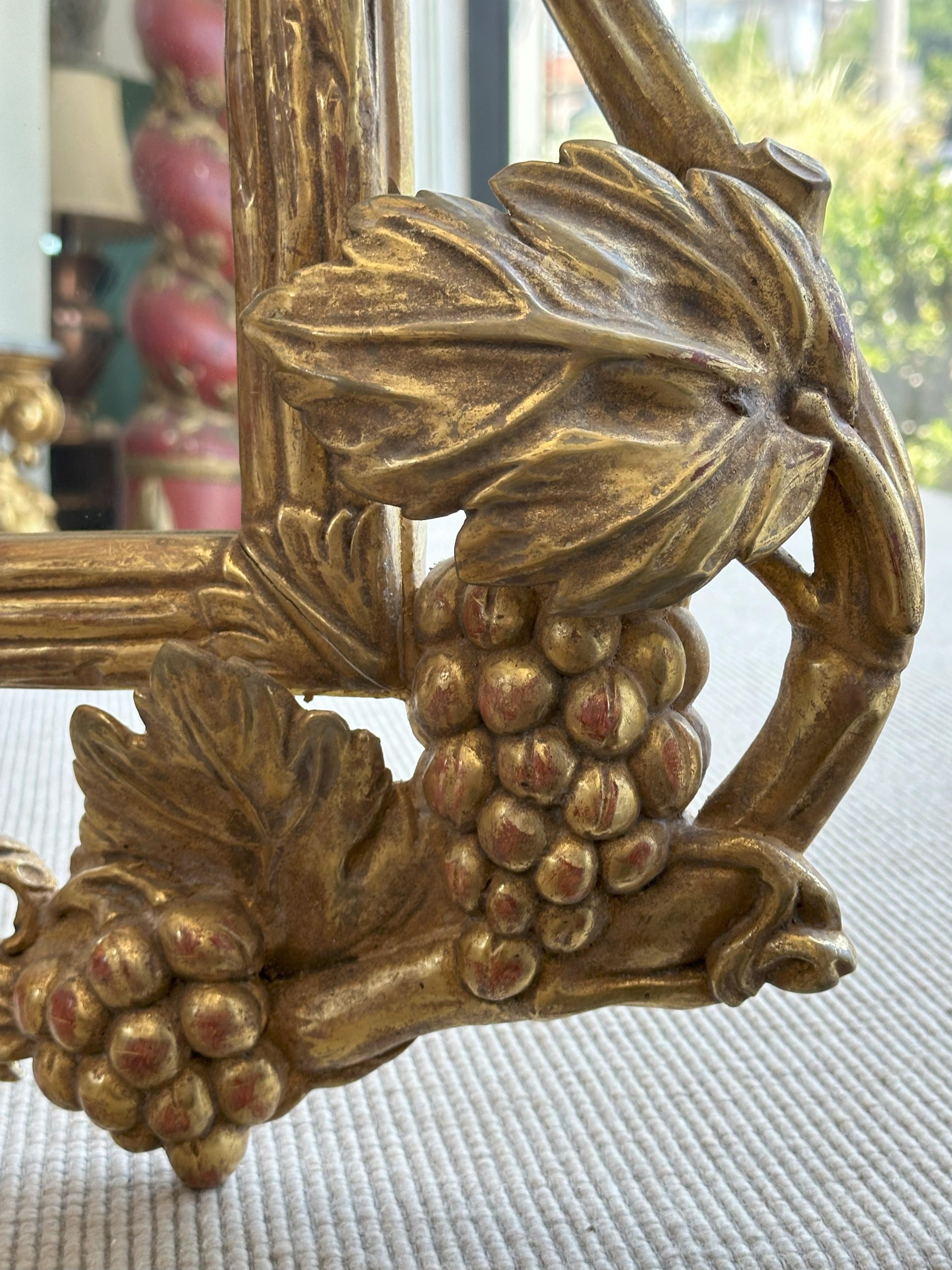Miroir italien en bois doré Bon état - En vente à Los Angeles, CA
