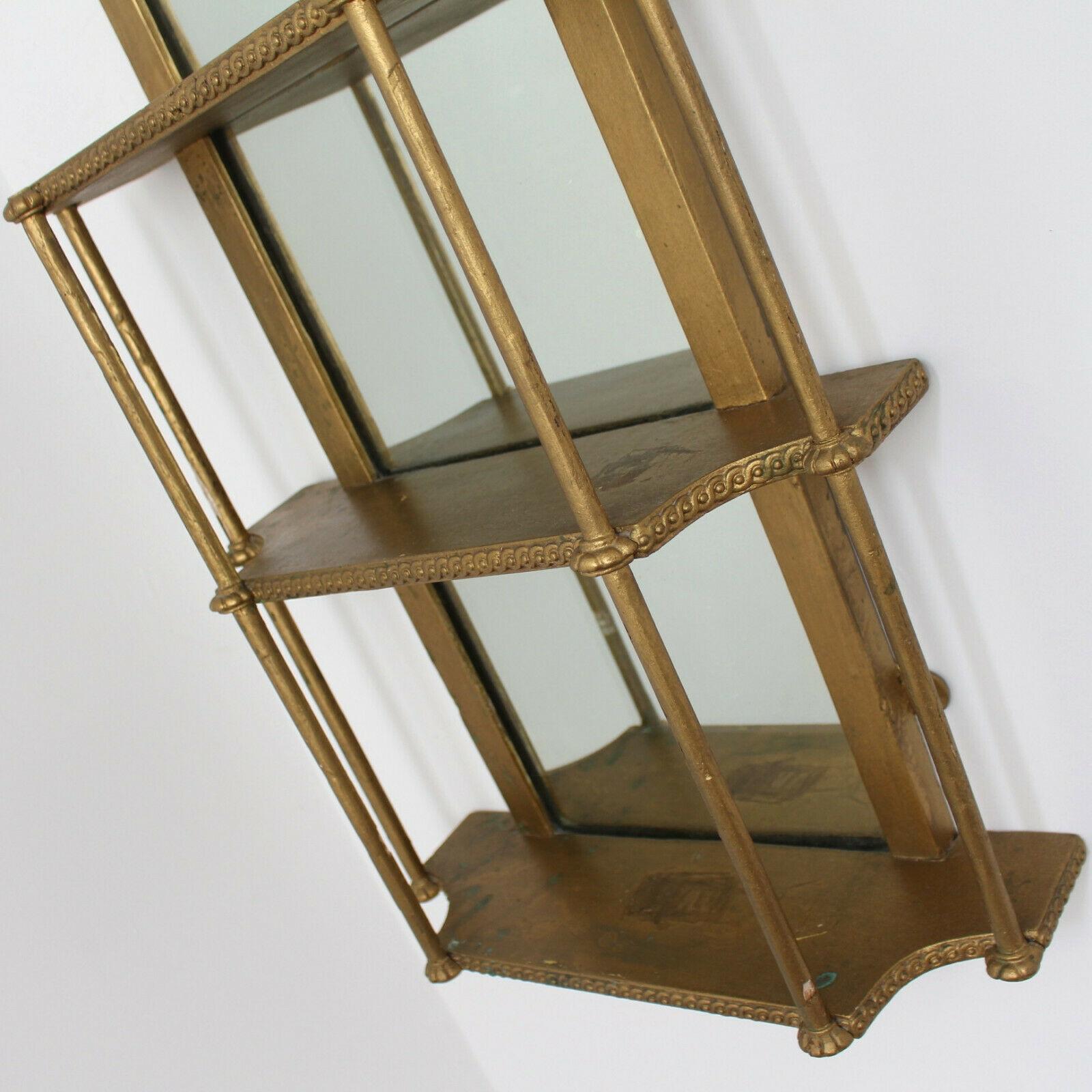 Italian Giltwood Mirror Hanging Shelves, 19th Century In Good Condition In Newcastle upon Tyne, GB