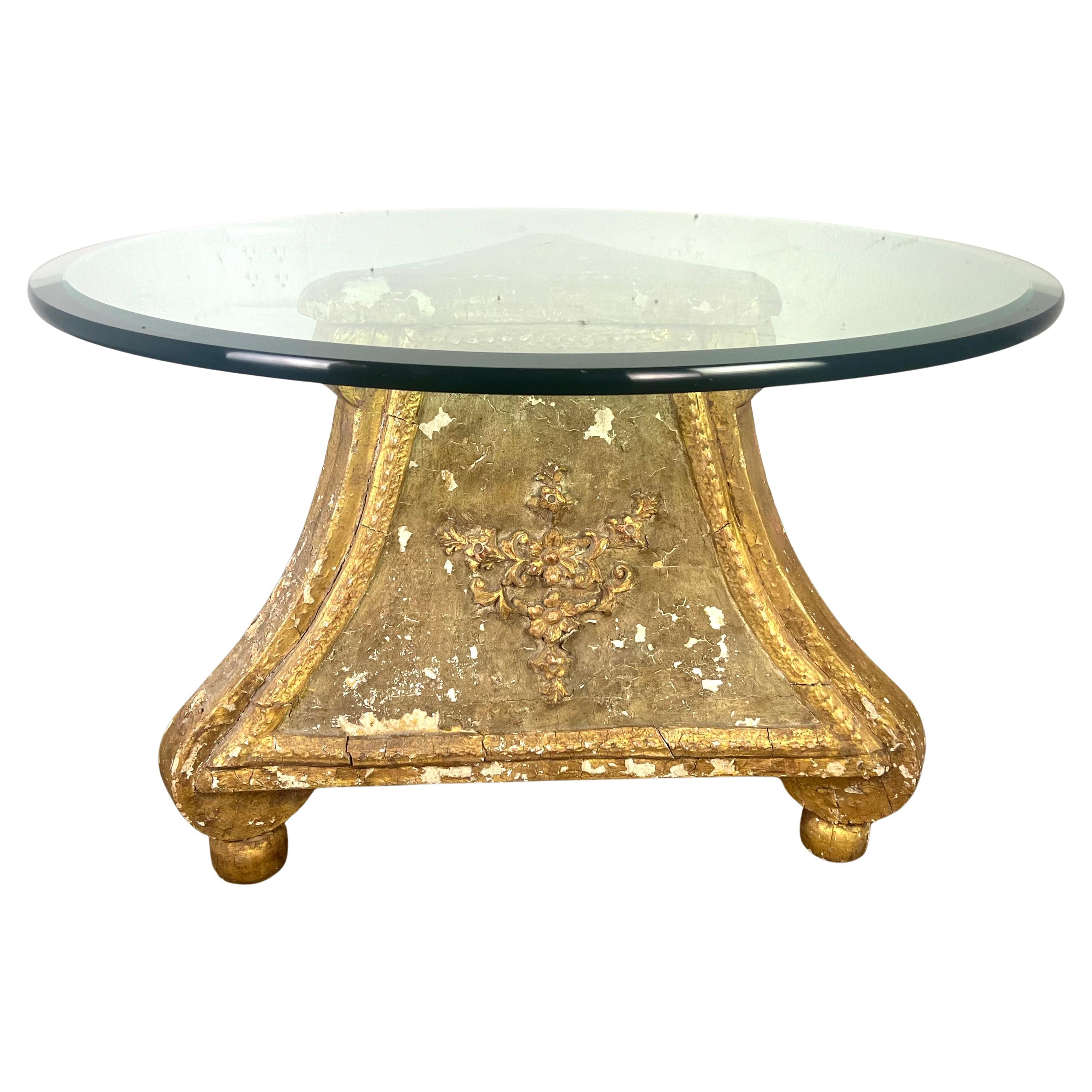 Italienischer Dreibeintisch aus Giltwood mit Glasplatte